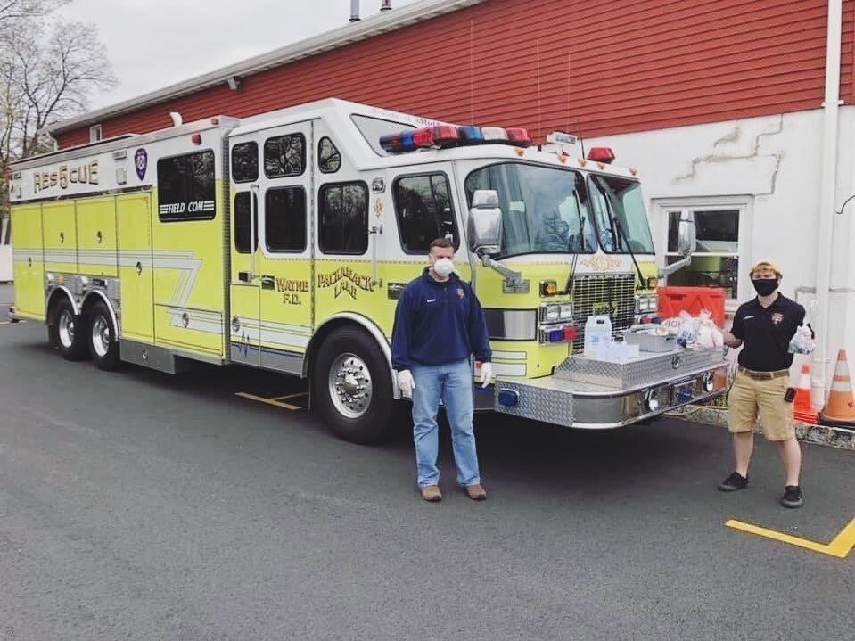 Thank you so much Michael Dalton of Cupsaw Cares Covid-19 for coming by to provide us with more PPE so we can stay safe as we respond to emergencies in town! 
Pictured with the donated PPE is Chief Tim Maher and Firefighter Brian Murphy !