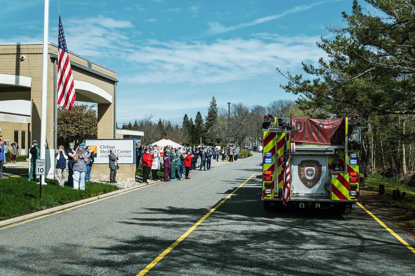 Yesterday, local police &amp; firefighters paraded by Chilton hospital &amp; St. Joseph&rsquo;s Wayne at shift change to applaud our front line healthcare workers.