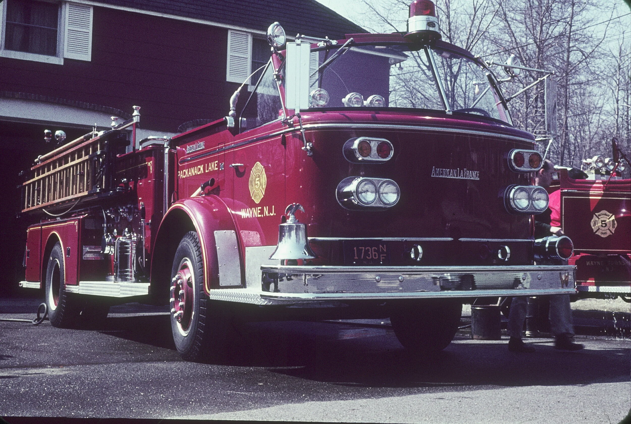 06 1960 American LaFrance pumper.jpg