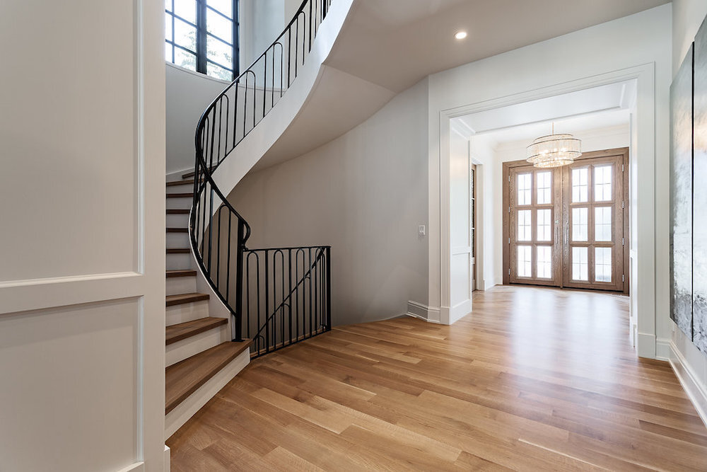 veranda-custom-homes-luxury-home-builder-calgary-staircase.jpg