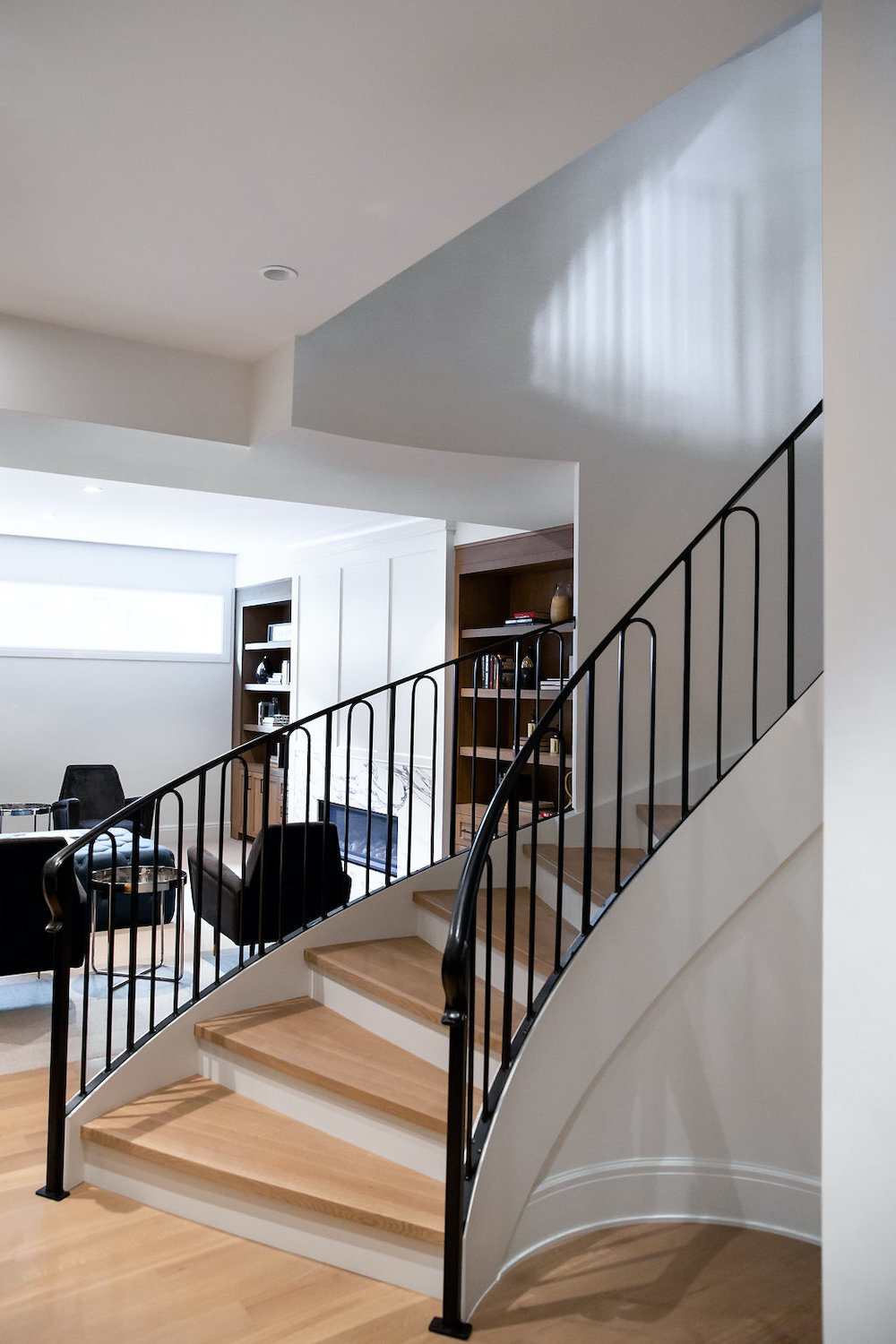 luxury-home-builder-calgary-staircase.jpg