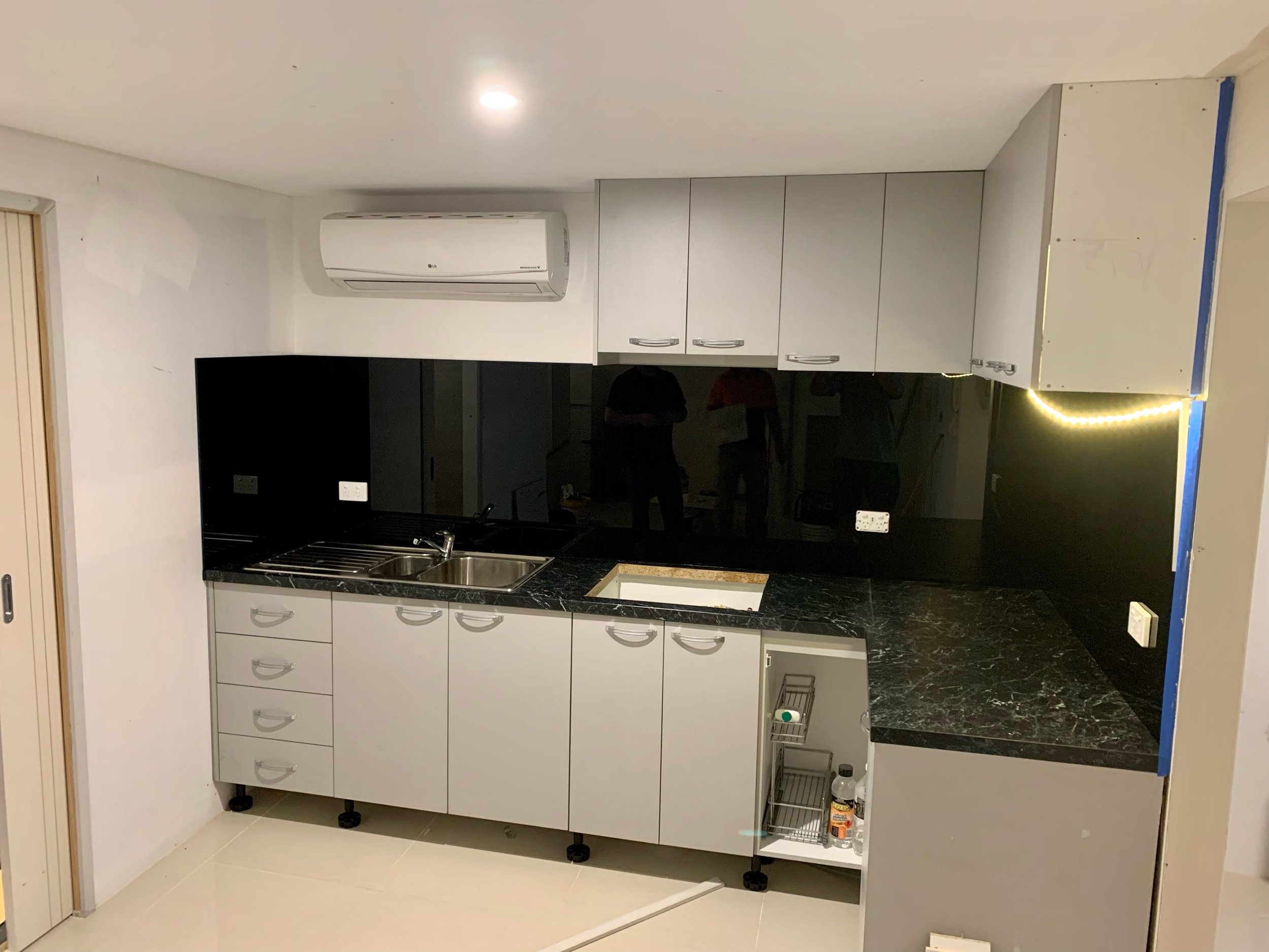 First Call Glass Sydney
Glazier
Glass
Renovations
Diy
Repairs
Inner west
Sydney Metro
Residential
