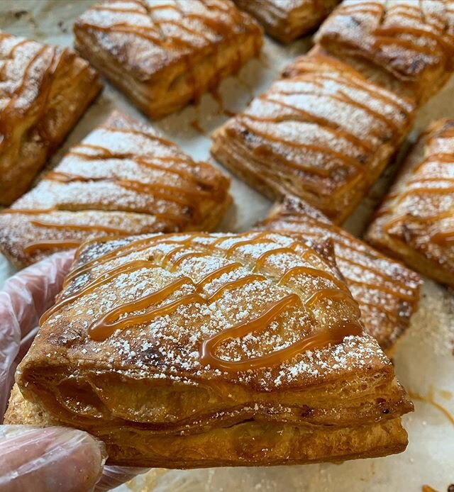 our apple pastries have gone through a lot of phases...from open face to turnovers and now they&rsquo;ve turned into salted caramel apple tarts. I love them and I hope you do too! 💗