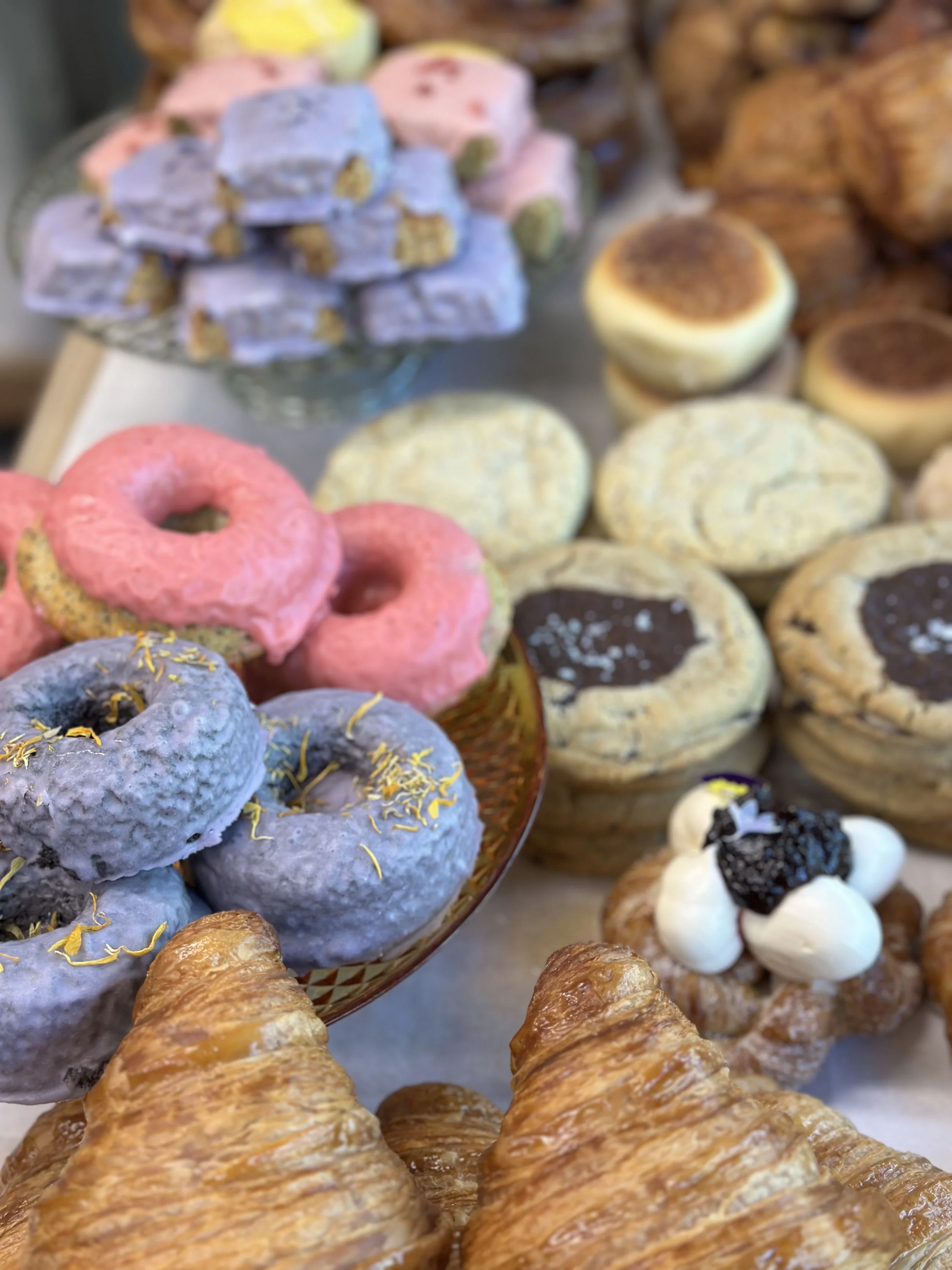 Assorted Day Old Pastry Box