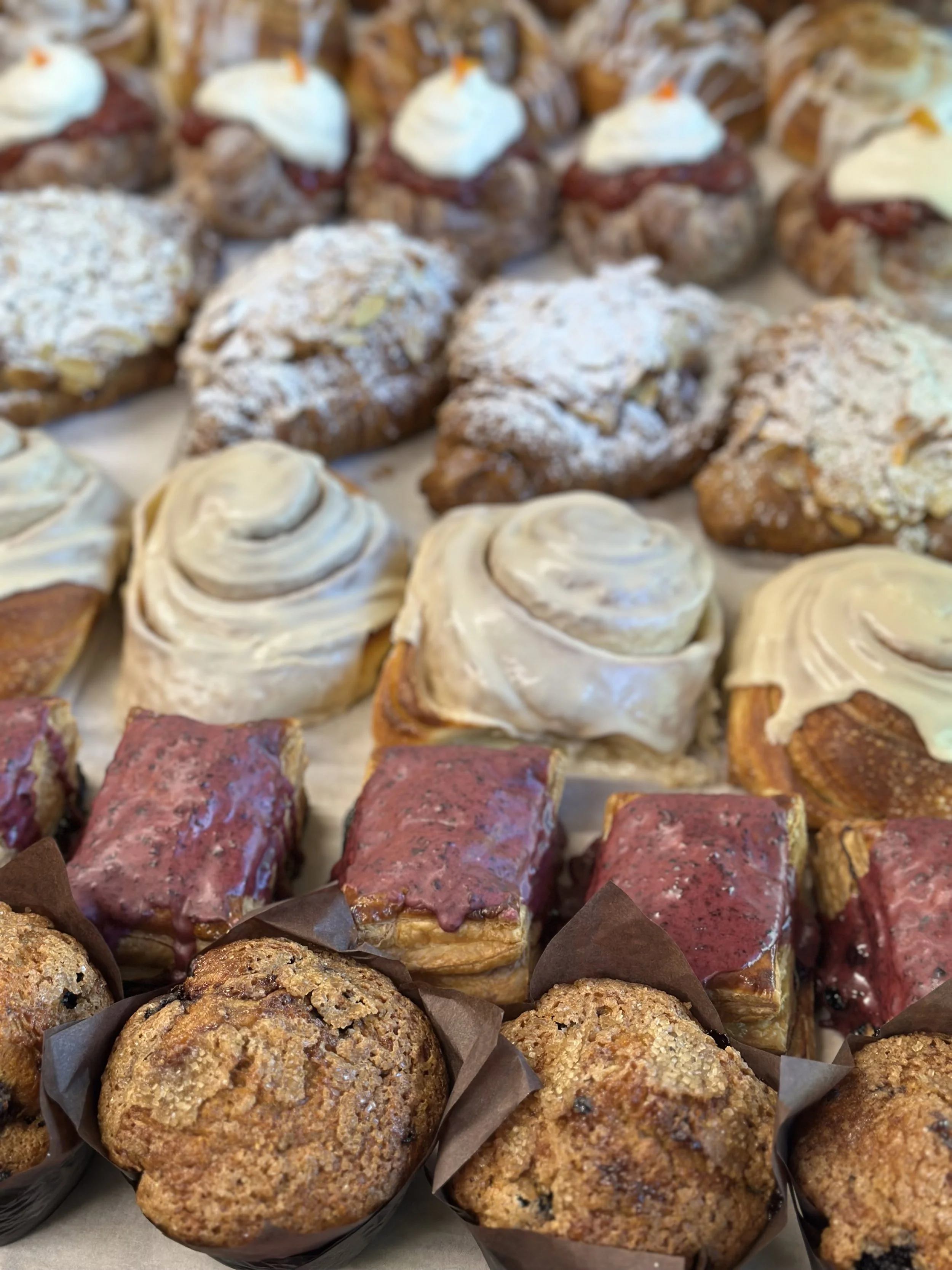 Assorted Pastry Box (6 items)