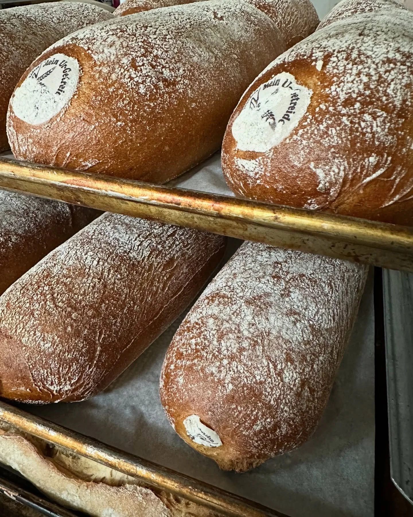 @shoppesatvanderbilt market 8-1pm 🥐

PS: WE ARE HIRING
&mdash;&gt; market assistant position(s)for the season, now till April/may. If interested, contact us and we will send you more information. 

🧑&zwj;🍳👩&zwj;🍳👨&zwj;🍳