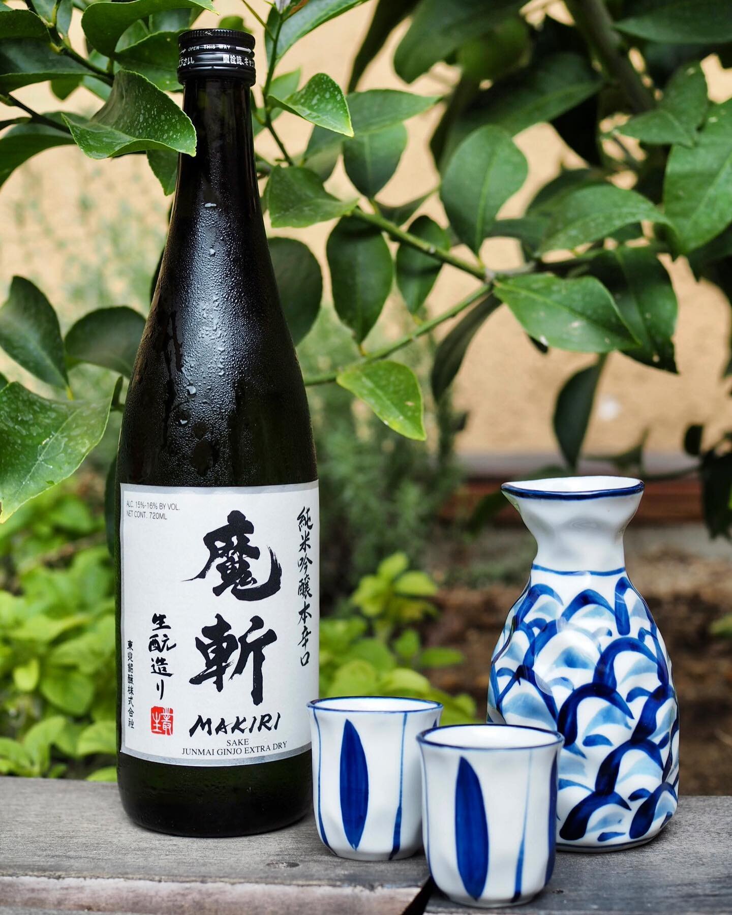 Makiri Junmai Ginjo Extra Dry

If you are looking for a very dry sake, Makiri is the choice for you. Because of its dryness, this sake pairs with our food. 

We have a variety of sake selections to choose from at our restaurant. Please come and try a