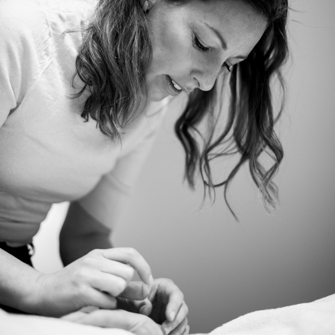 🕰️ Time for a balance session 🕰️

We've just changed seasons into Late Summer which is always a good time to have an acupuncture maintenance session or two. The transition to seasons - whether we notice it or not - is always a bit rocky and potenti
