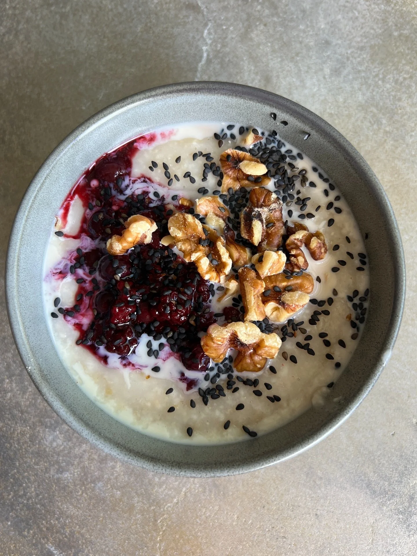 Got grey hairs? Eat more black sesame seeds.

I&rsquo;ve got a few popping up in my part line so it&rsquo;s time to bust these little seeds out. In Chinese diet therapy, Hei Zhi Ma / Black Sesame Seed is traditionally used to nourish the Liver and Ki