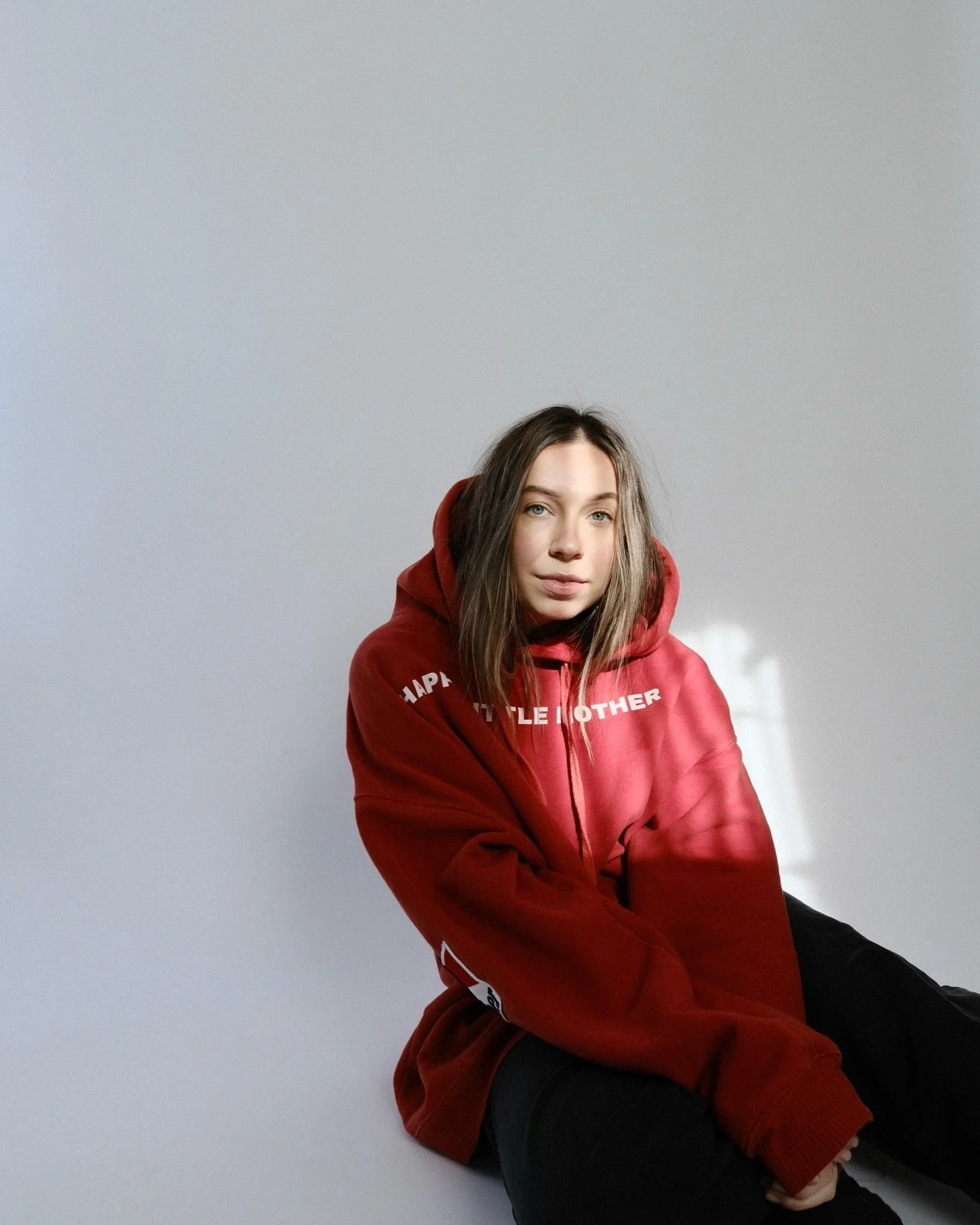 my favourite sweater, if you couldn&rsquo;t tell. 🥊

took these photos last week, after both kids had a meltdown and i was left drained. i love being a sahm, but some days i&rsquo;m fuelled by coffee and vibes!!!!! 

they say, you can&rsquo;t pour f