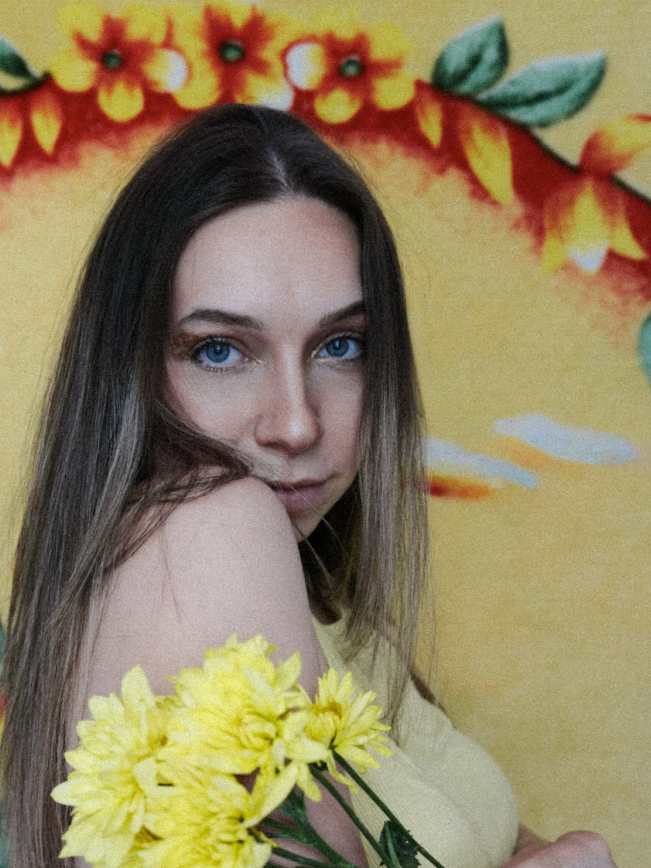 june sunshine officially activated 🌼 channeling all the summer sunshine, so i decided to have some fun with a (mostly) monochromatic look for this monthly self portrait. found this old blanket from my mother-in-law, grabbed the flower mom husband go