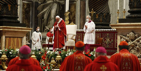 Pope Francis celebrates Pentecost Mass in St Peter’s Basilica at the Vatican yesterday (CNS/Paul Haring)Pope Francis called for unity in the Church and rejection of the ideologies “that divide and separate us”, as he celebrated Mass in St Peter’s Basilica on the feast of Pentecost yesterday. Source: America Magazine.