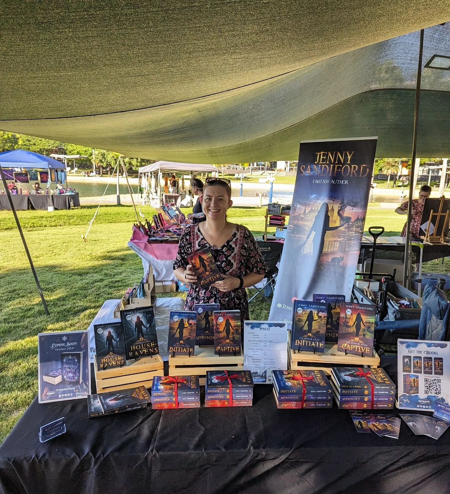 🌴🛍️We had a lovely day at the Tactile Arts Mother's day market on Sunday. 

Thank you to all my helpers! As well as any of the lovely people who bought a book or popped down to say hello! 

#tactilearts
#marketday #darwinmarket #darwinaustralia #wr
