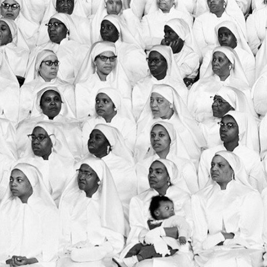 Black Muslim Women, Chicago, Illinois, 1963 @gordonparksfoundation &mdash;&mdash;-
#yoga #union #yoke #YGBLKLST #YogaBLACKLIST #inspired #Photography #Monochrome #gordonparks #gordonparksfoundation #gordonparksphotography