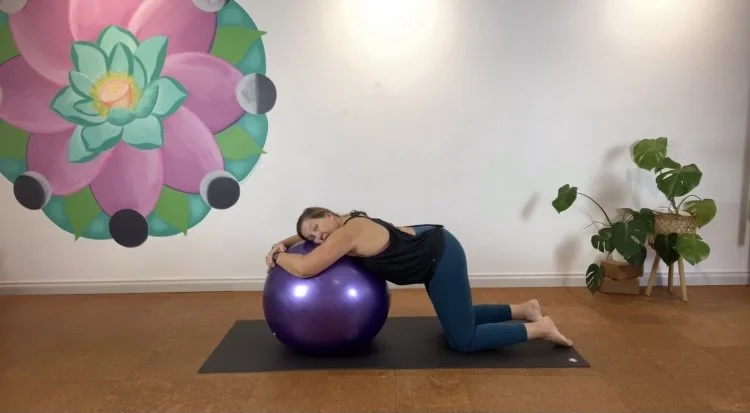 Rocking on all fours