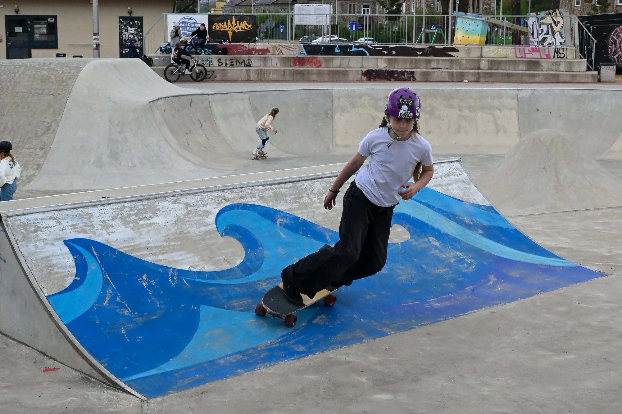Zawody surfskate dla dzieci i dorosłych