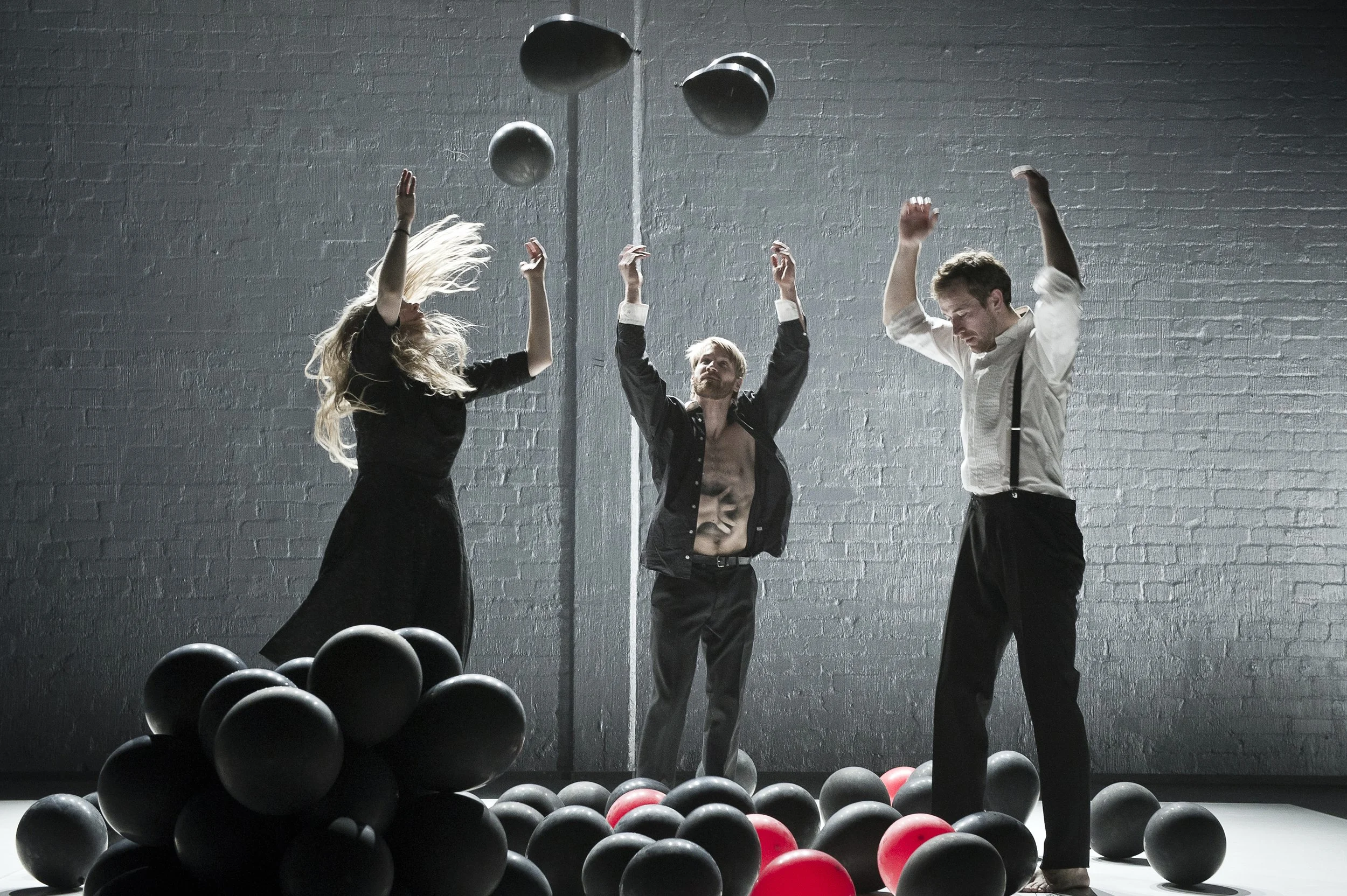 Maija Hirvanen: For Those Who Have Time (Zodiak Center for New Dance 2012)