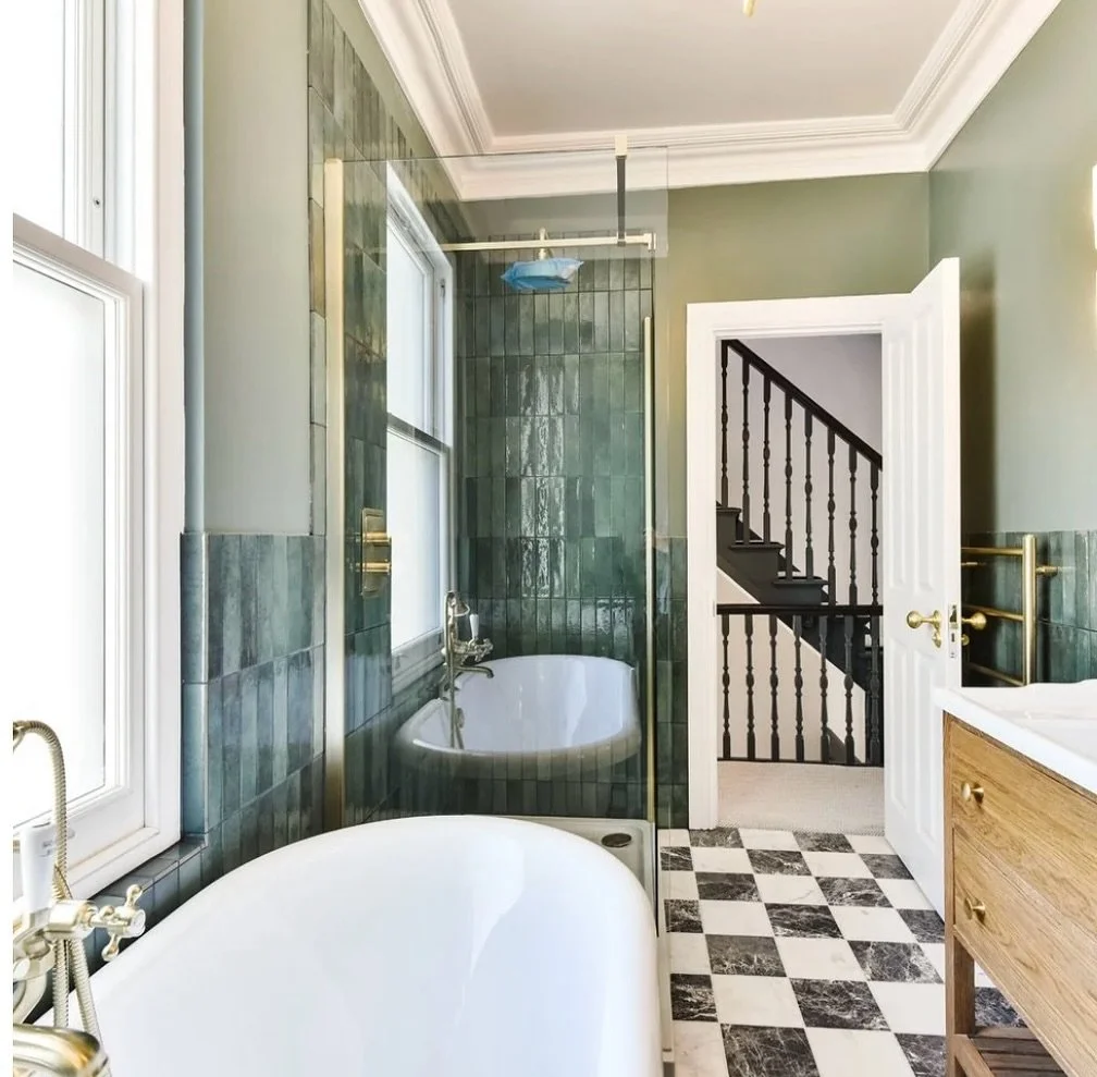 From 1-4, which one would best suit your style? 🛀
______________________
Design: @fresh.architects 
www.fresharchitects.co.uk
#bathroomstyle #ensuite #wallpaper #tiles #tiledbathroom #elegance #archdaily #contemporaryarchitecture #bathroom #project