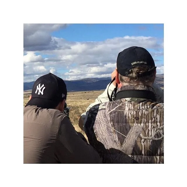 &ldquo;Pressure Thursdays&rdquo;

It is never easy for a young man to make the shot under the watchful eye of his future father-in-law who happens to be one of the most experienced Professional Hunters in the Eastern Cape.

Fortunately for @simon_rob