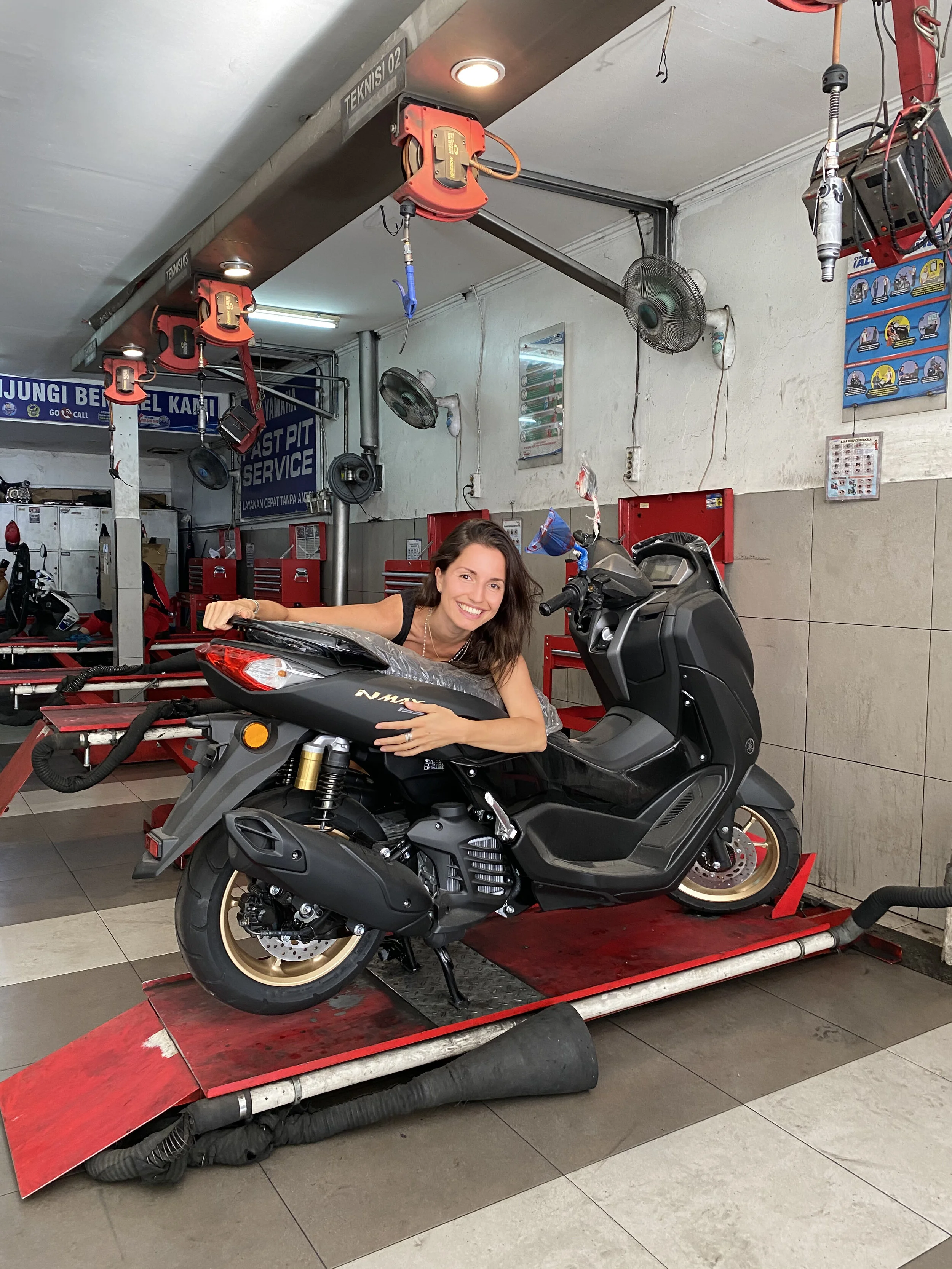 The-Fearless-Nomad-Mobile … my new baby getting detailed before I get to take it home.