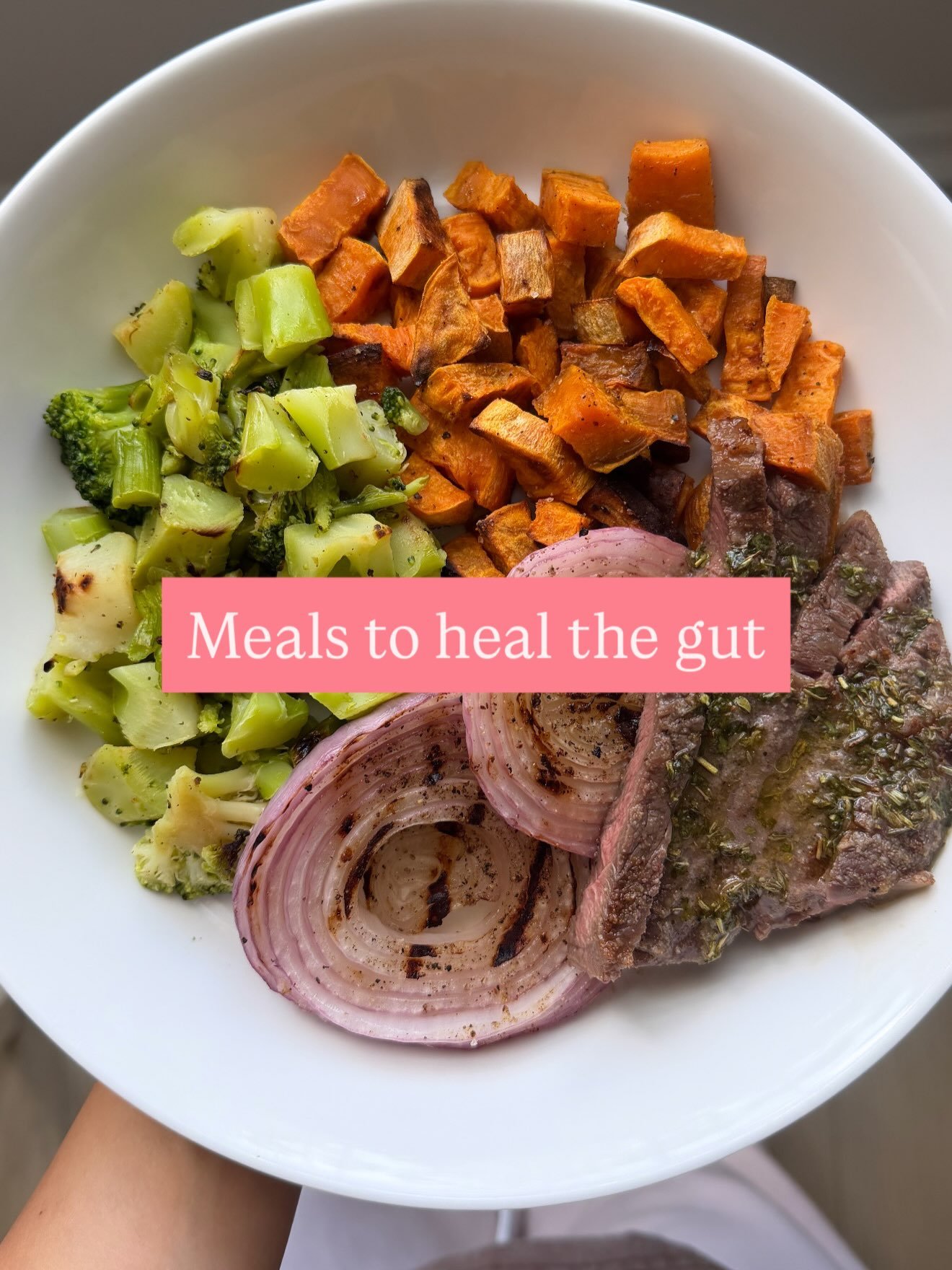 Gentle meals to support digestion, healing of the gut lining, and the gut microbiome🫶🏼

#guthealth #leakygut #leakygutdiet #bloating #bloatingrelief