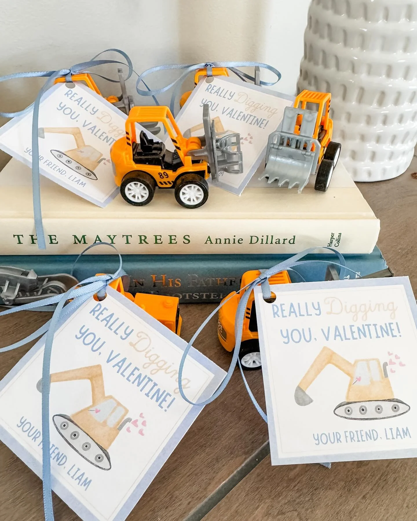 Happy February— So excited to send some sweet things out today! 
Valentine’s Day cards are still available to order. There are $8, $15, and $45 options 🤍