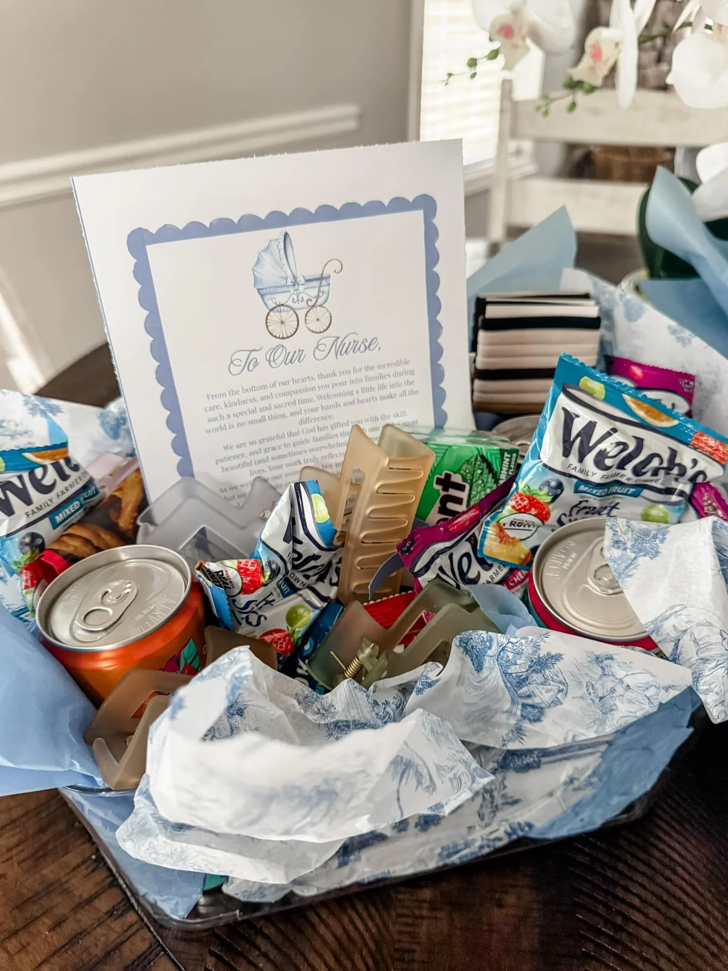Bundles of blue + blessings for the sweetest arrivals 🩵✨ Custom labor & delivery baskets made with love for the nurses who care for our little boys and their mamas. Every detail, every snack, every note crafted to say thank you.
Congratulations