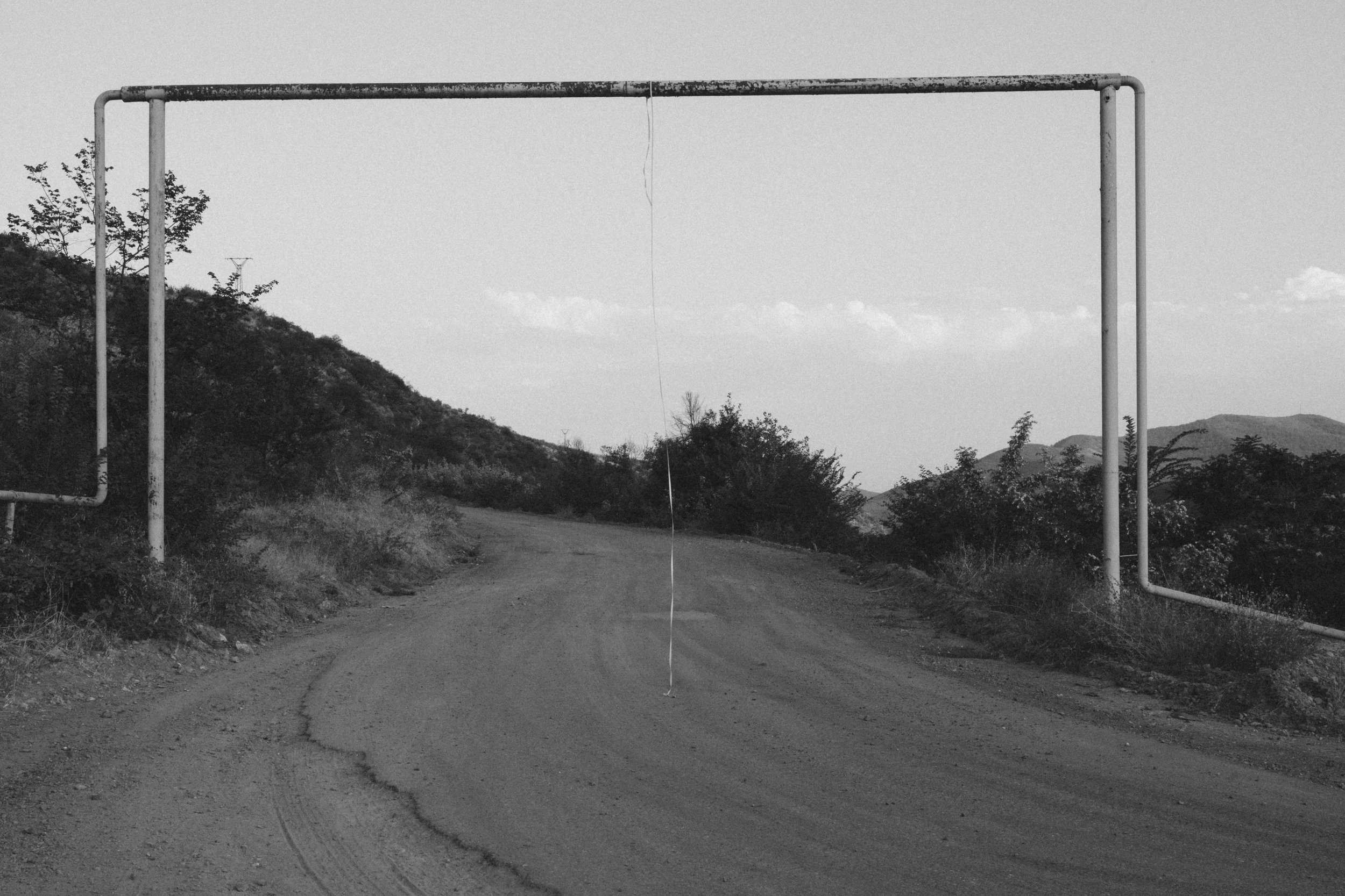 Between_My_Homelands Kopie.jpg