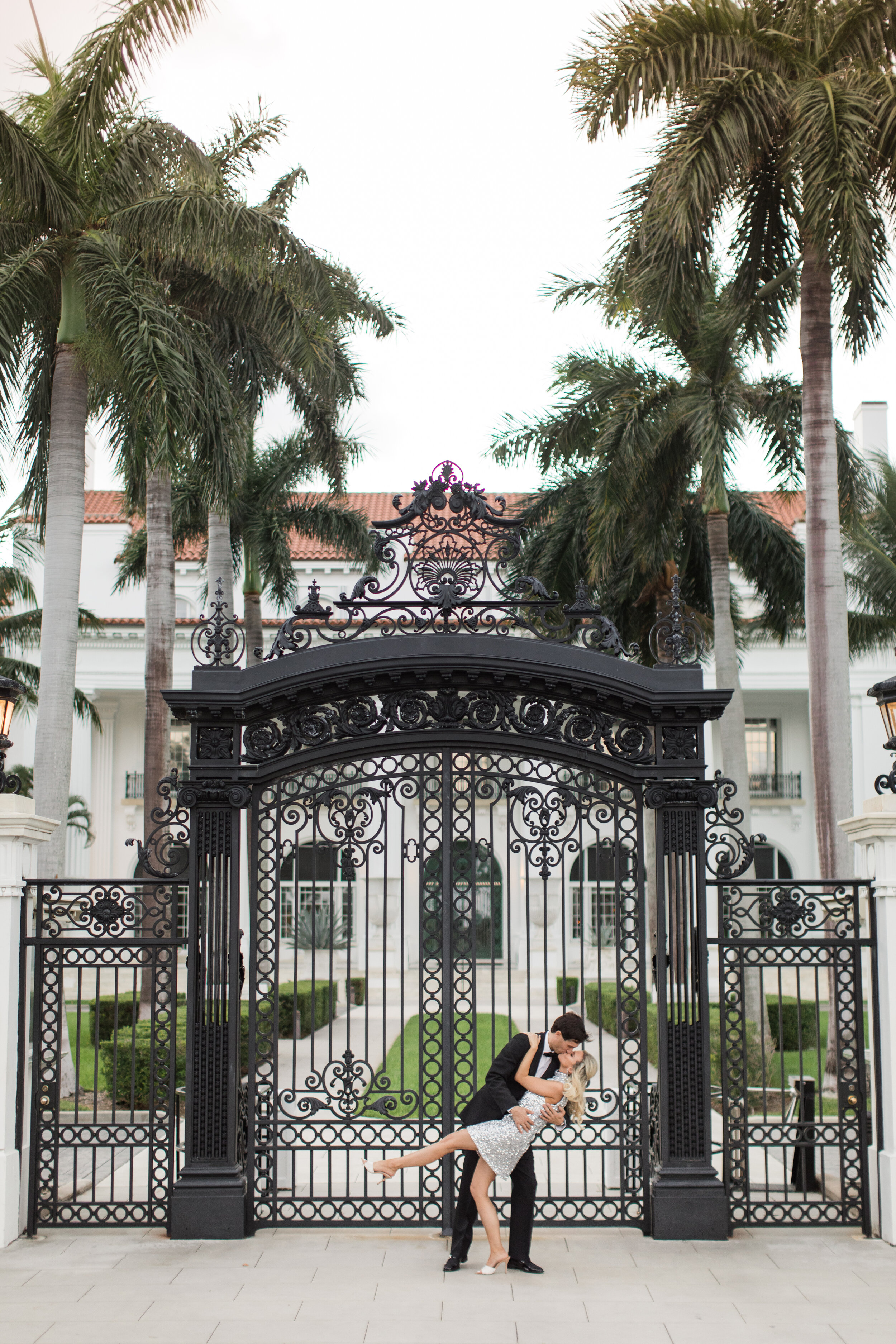 Brittany & Justin | Elegant Palm Beach Engagement 