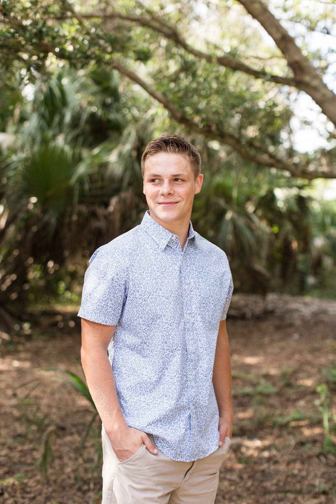 Senior Portraits at Frenchman's Forest in Palm Beach Gardens, Florida5.jpg