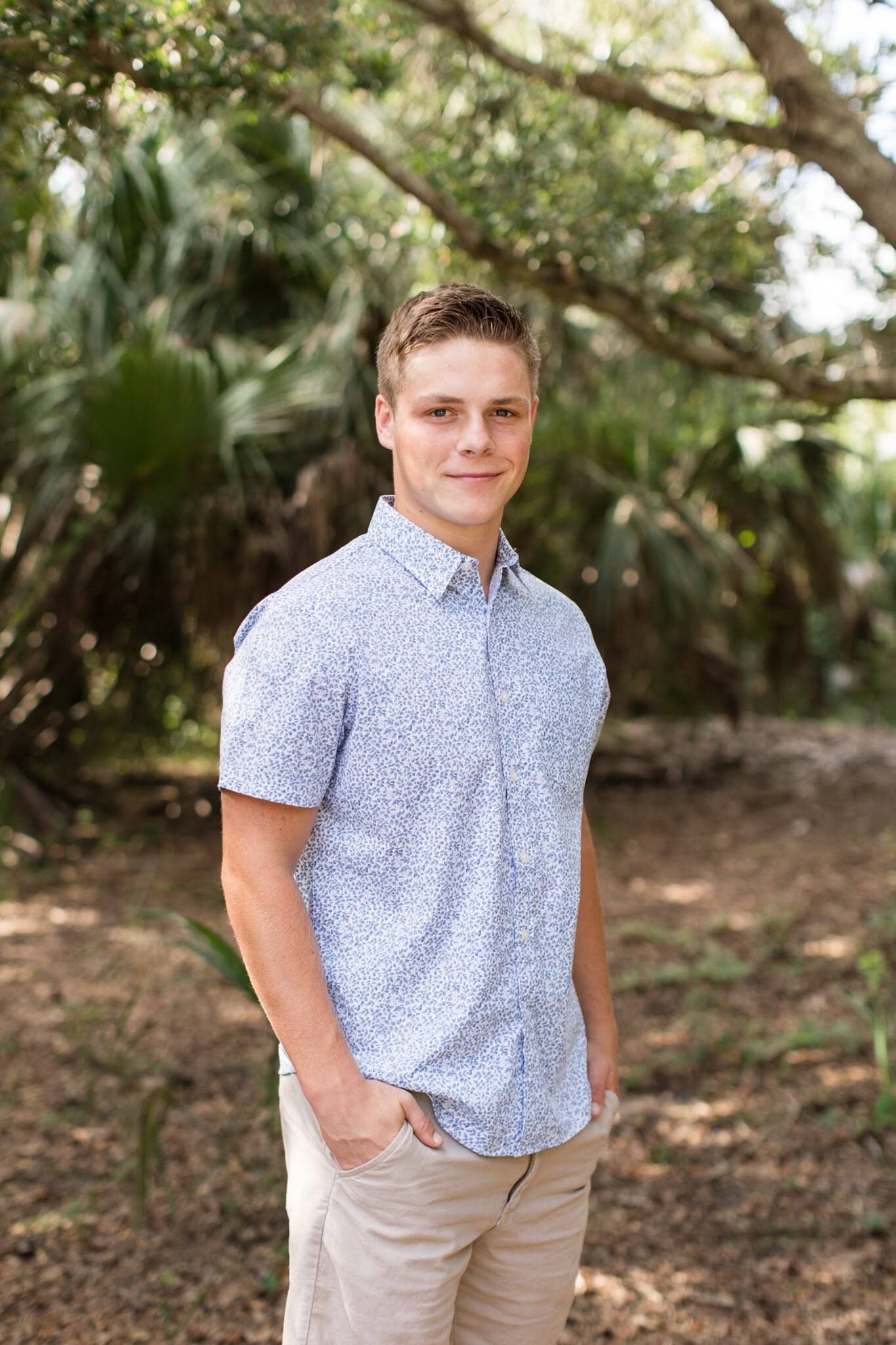 Senior Portraits at Frenchman's Forest in Palm Beach Gardens, Florida6.jpg