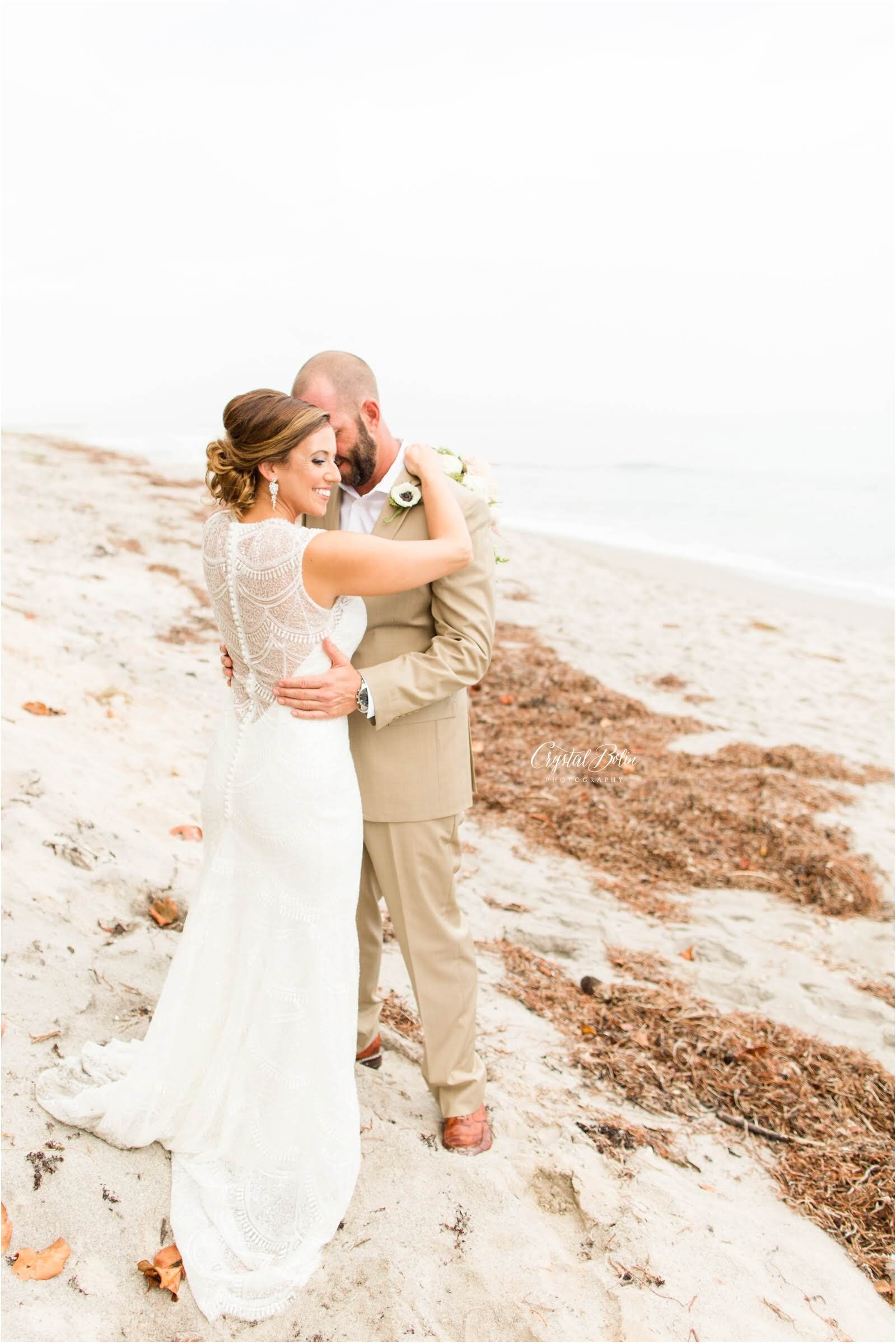 Dreamy Beach Wedding in Jupiter Beach, Florida