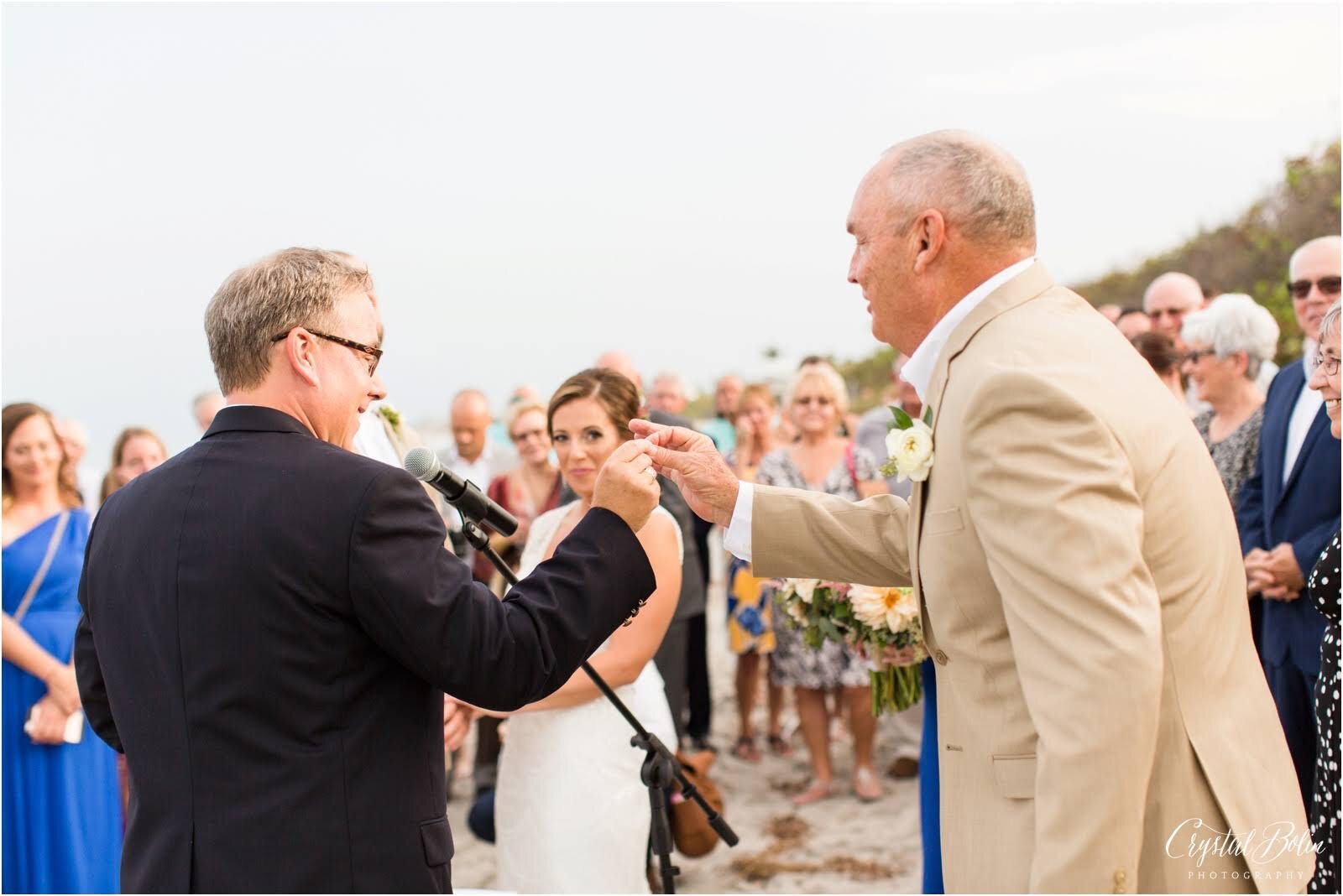 Dreamy Beach Wedding in Jupiter Beach, Florida