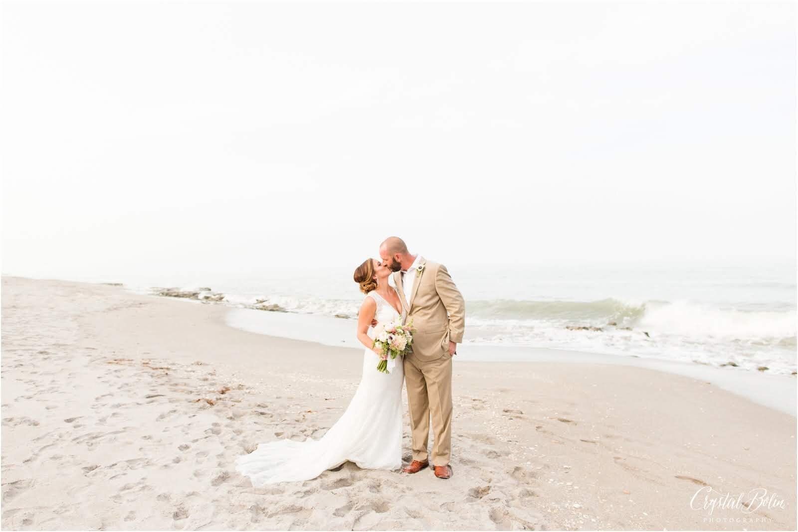 Dreamy Beach Wedding in Jupiter Beach, Florida