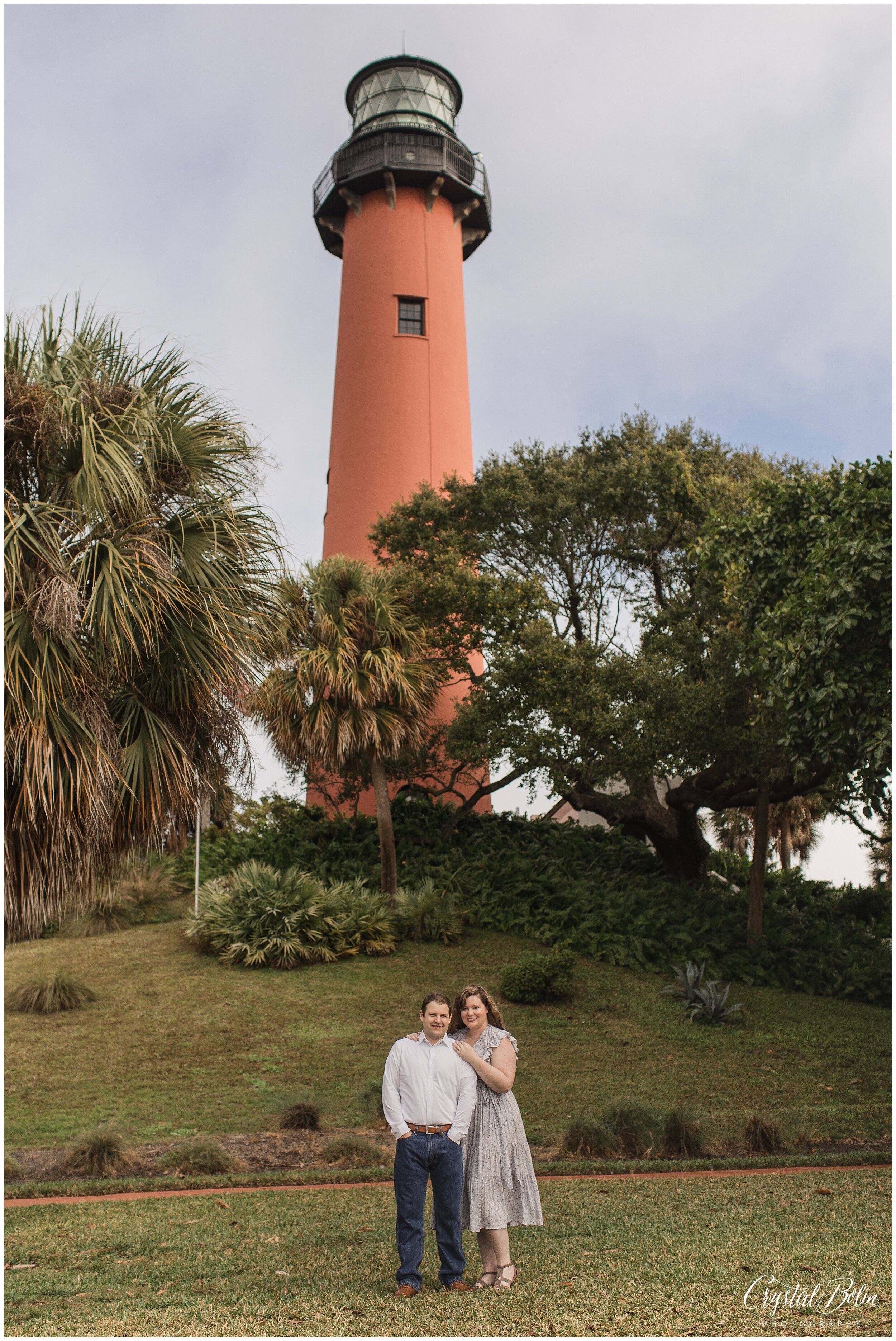 Kat & Matt Jupiter Lighthouse Engagement