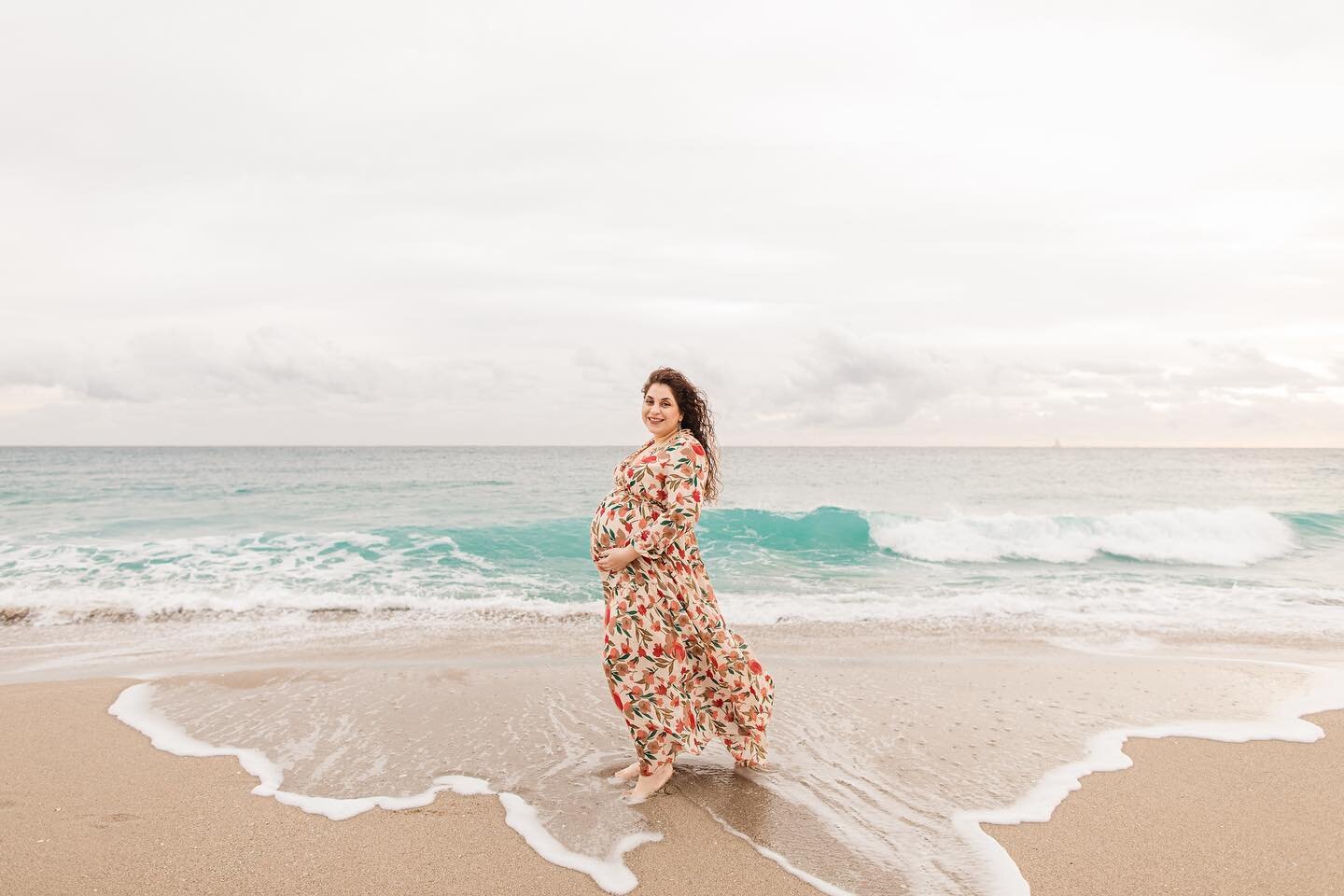 Swooning over this dreamy family maternity session! It was an honor having these sweet friends back in front of my camera! So excited to welcome their new addition to the family! Enjoy these highlights from their sunrise session on Palm Beach!