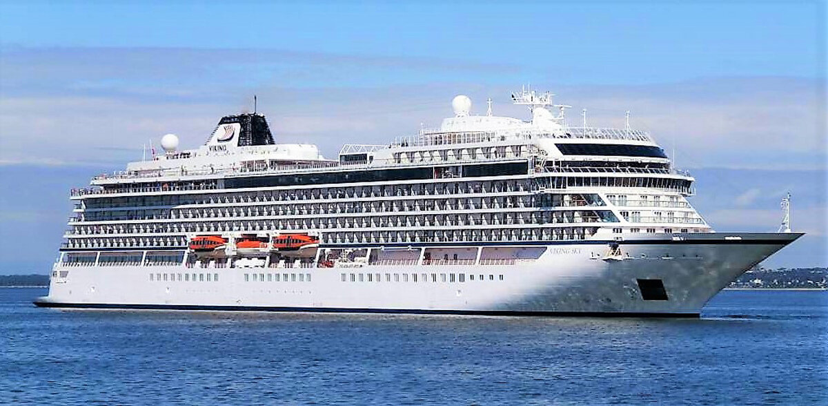 viking ocean cruises how many passengers