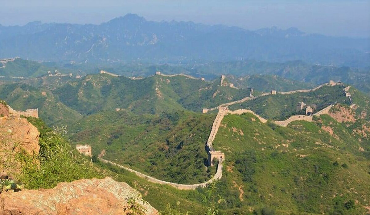 Can the Great Wall of China Be Seen From Space? - WorldAtlas