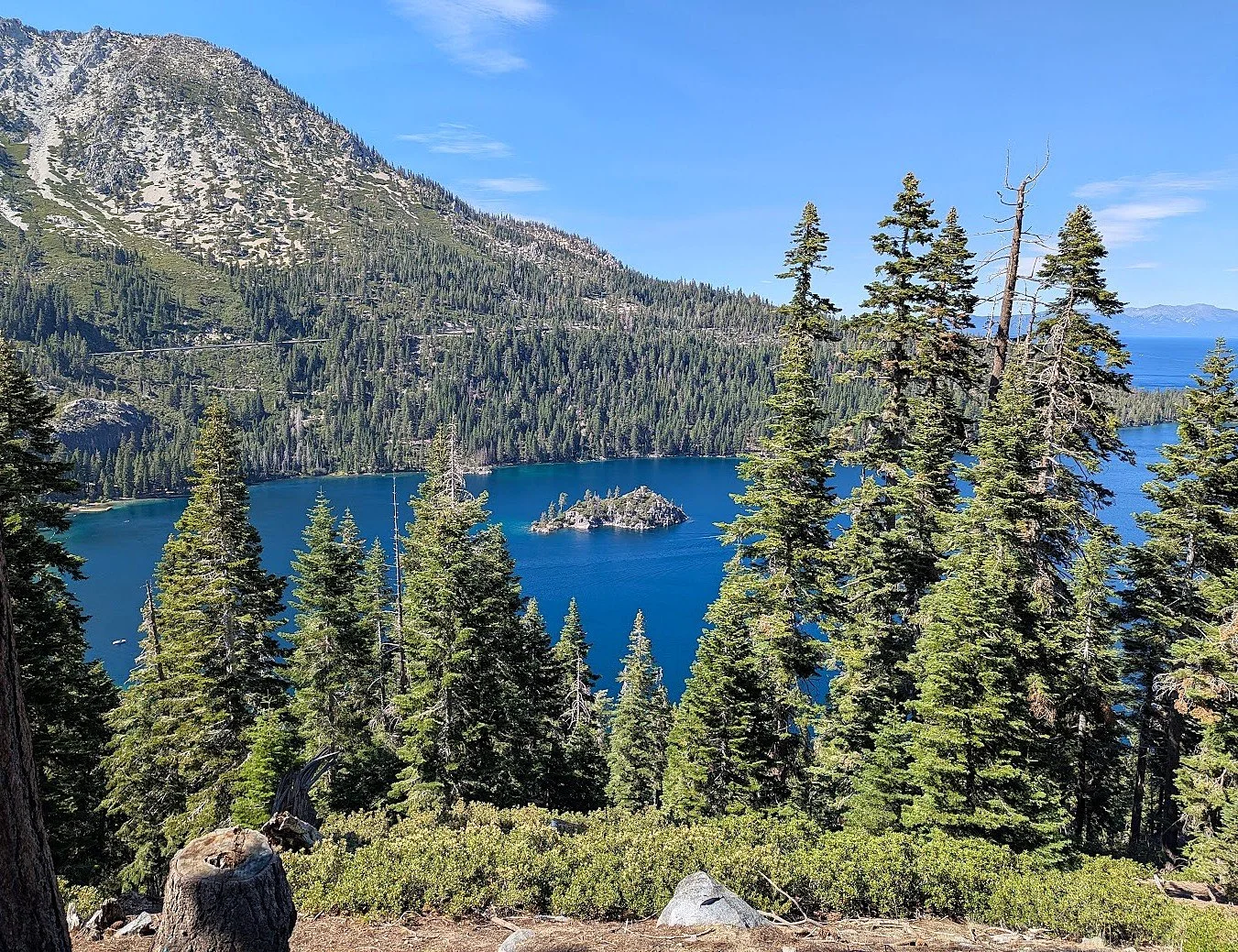 Lake Tahoe Offers a Special Experience for Visitors Seeking a Relaxing and Picturesque Destination – California and Nevada, United States
