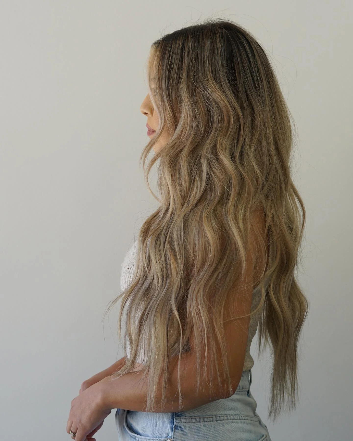 Most frequent question about extensions 

What is the maintenance? 

Move-up appointments are every 6-8 weeks

Maintenance at home is actually pretty simple: the basics are to brush your hair morning and night, sleep with braids, low pony  and wash y