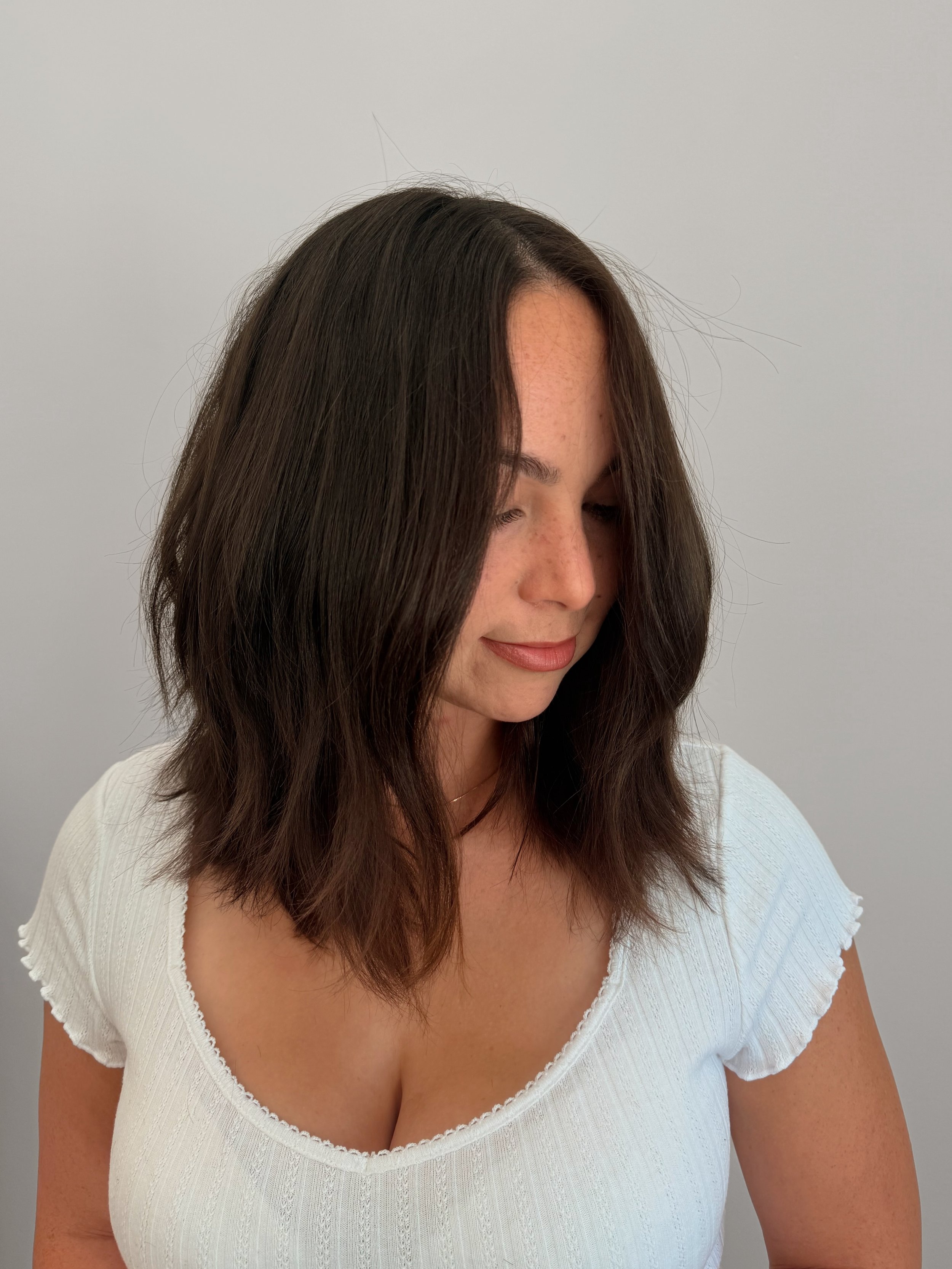 Still obsessing over this summer cut!

Thinking about that summer reset? I&rsquo;d love to help you find the perfect look for you. Send me a DM to reserve your appointment. 

#SummerChop #LuxuryHair #HealthyHair #HairGoals #freshcut