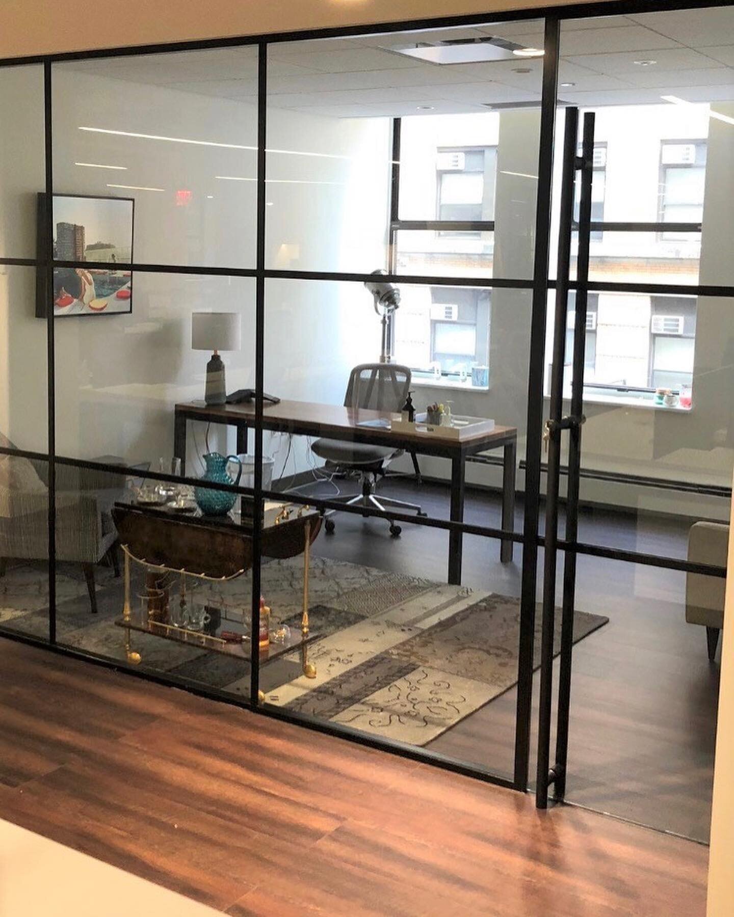 Cheers to another beautiful Planet Partitioning project. We were thrilled to be part of this project team, supplying the office fronts and furniture for this NYC Media company 💫#architecture #furniture #officefurniture #design #contemporarydesign #i