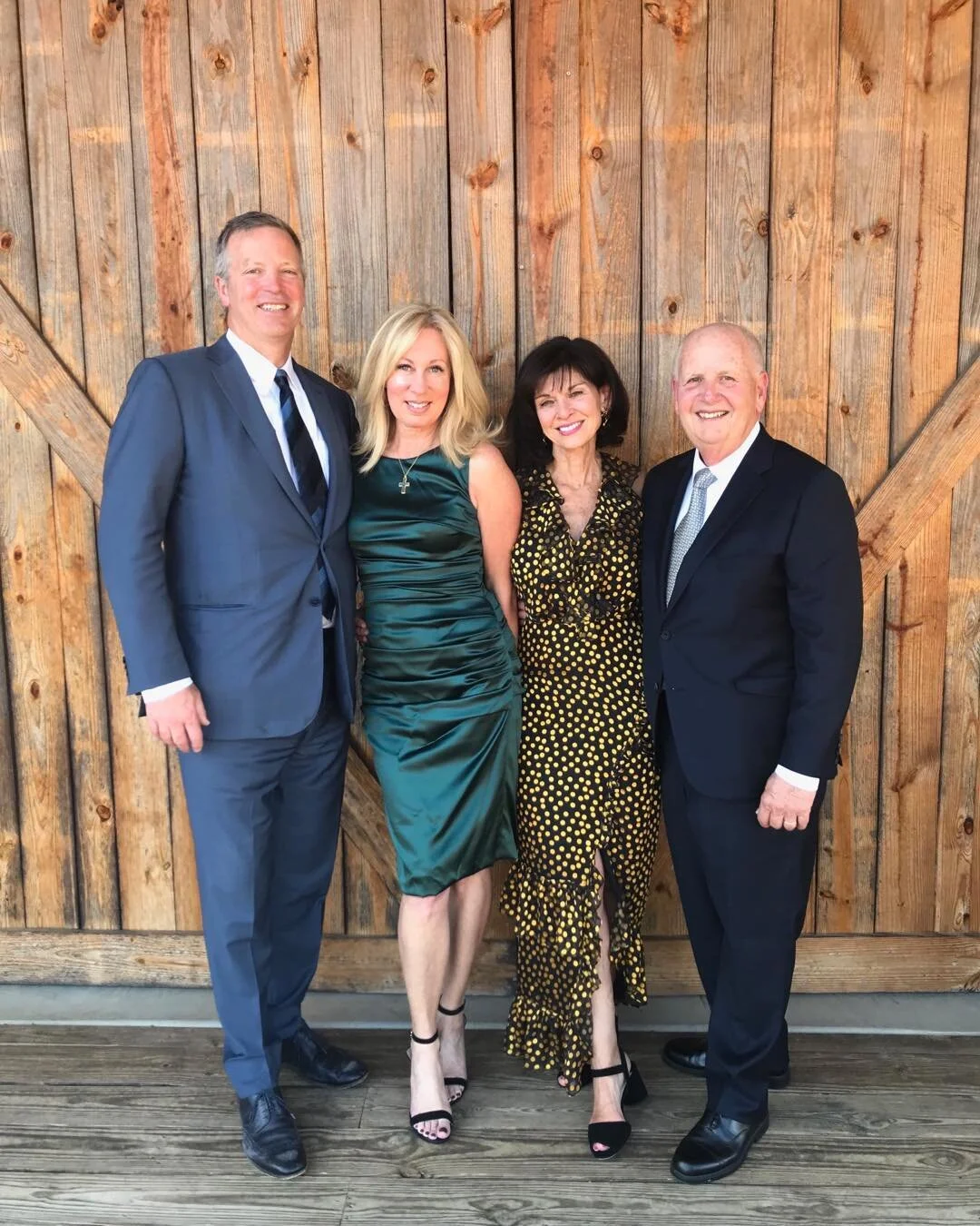 Starting the wedding circuit off with a bang!  So much fun celebrating Nicole and Dusty.  Such joy to see❤️ like this. #loveatfirstshot @valtheartist