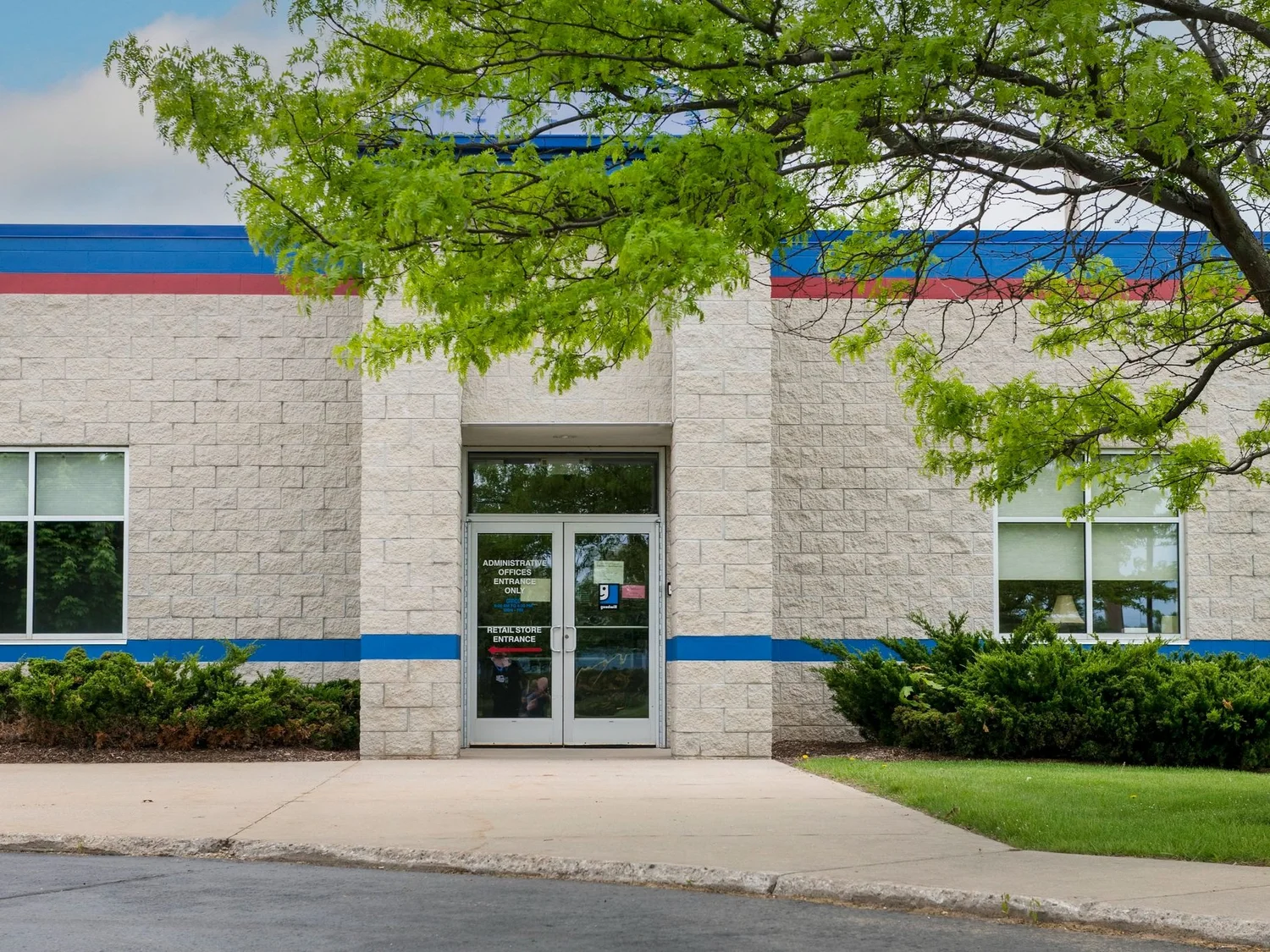 Locations and Contacts — Goodwill Northern Michigan