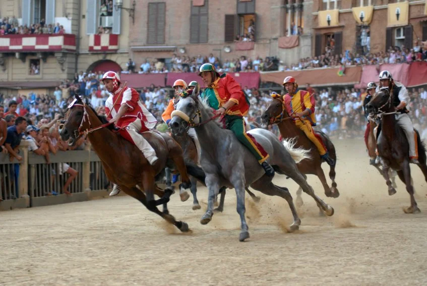 RWCdB - Il Palio - The Race.jpg