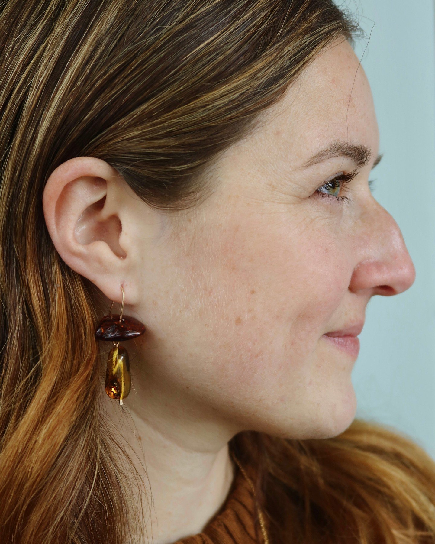 Looking for a gift for mom? The Double Amber Drop Earrings from @marymacgillstudio strike the perfect note for Mother&rsquo;s Day.