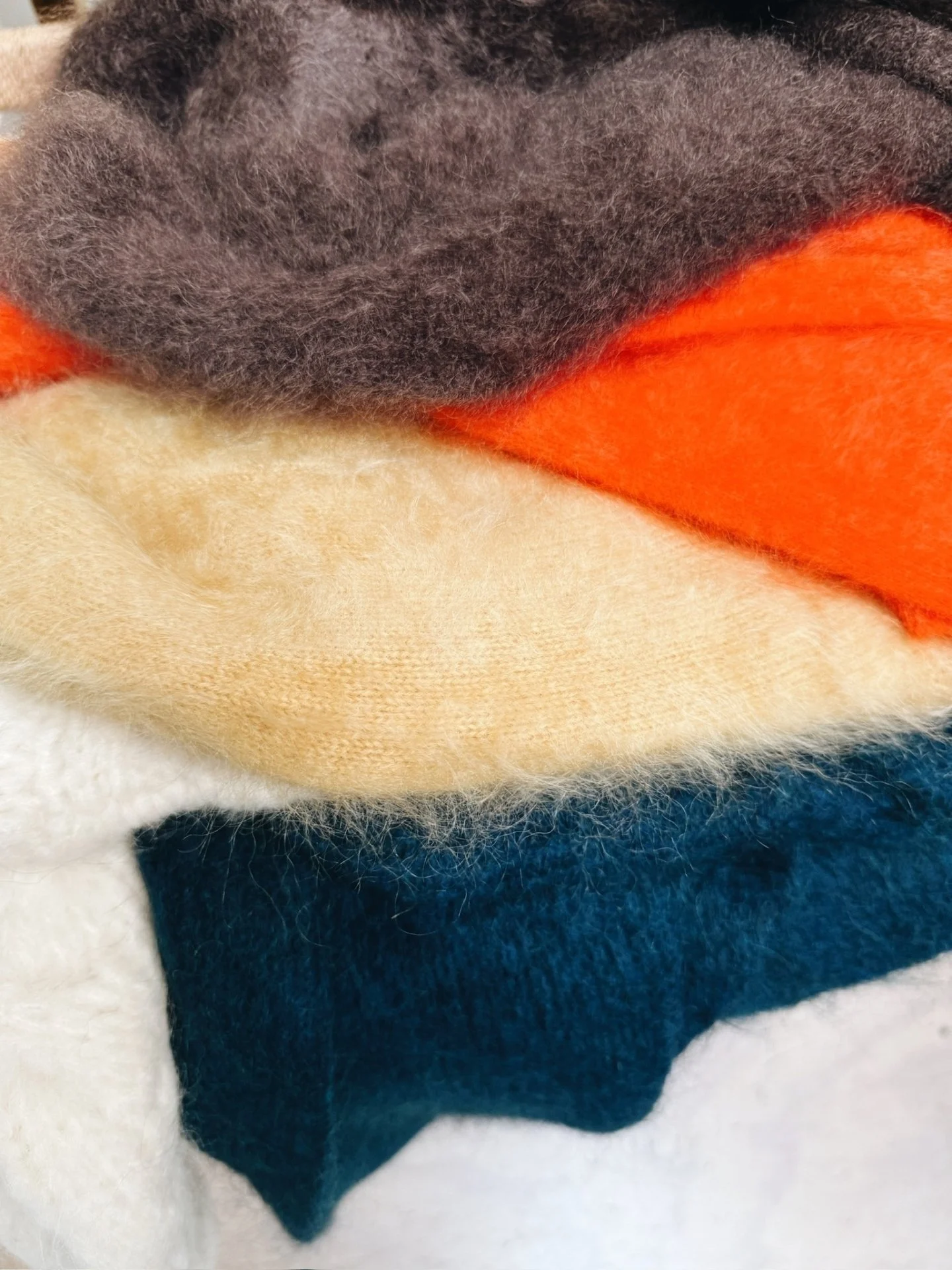 We just want to fall into a pile of @softgoatcashmere and @sayakadavis