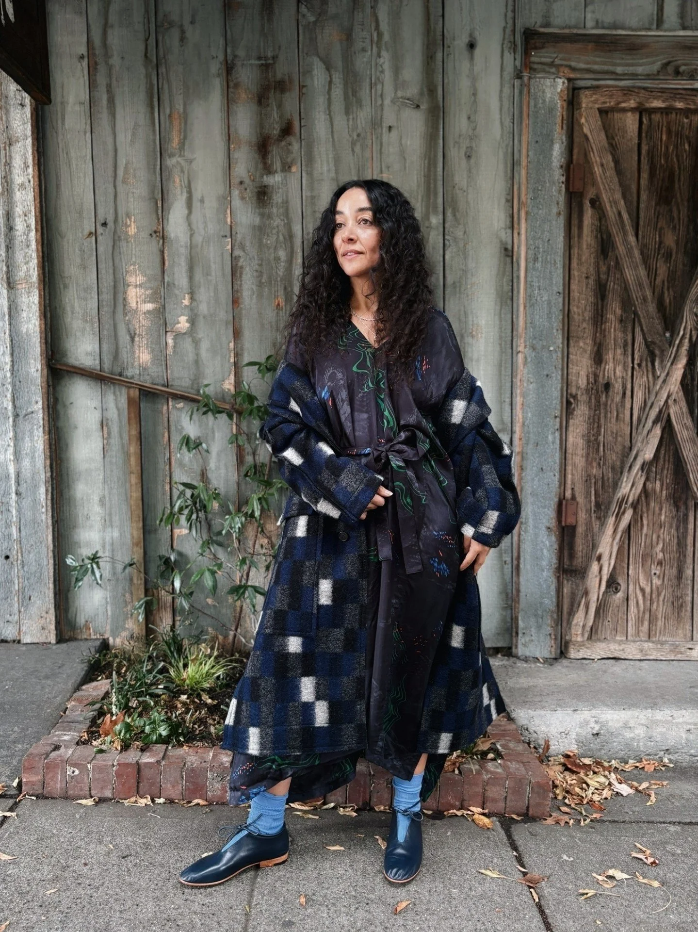 No one does pattern like @henrikvibskov 👏 The Banana Coat in Crushed Black Squares and Uncut Kaftan in Dark Fireworks