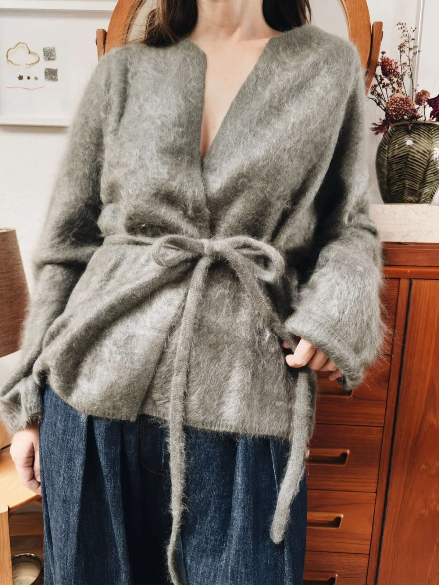 The Brushed Cardigan from @softgoatcashmere 🐐 a cozy Thanksgiving? Yes pleaseeee