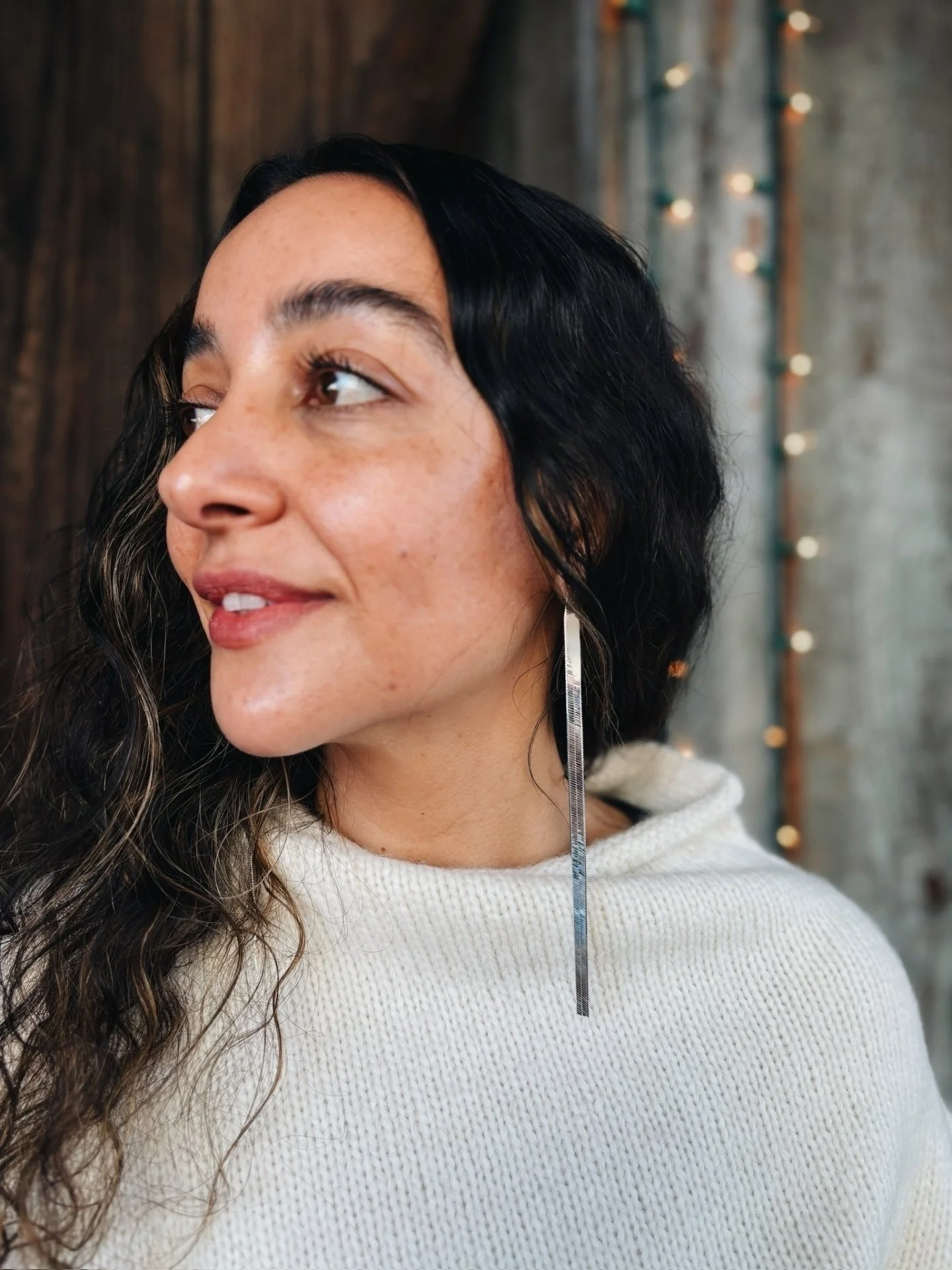 Saskia Diez Long Fluid Earrings in Silver @diezsaskia